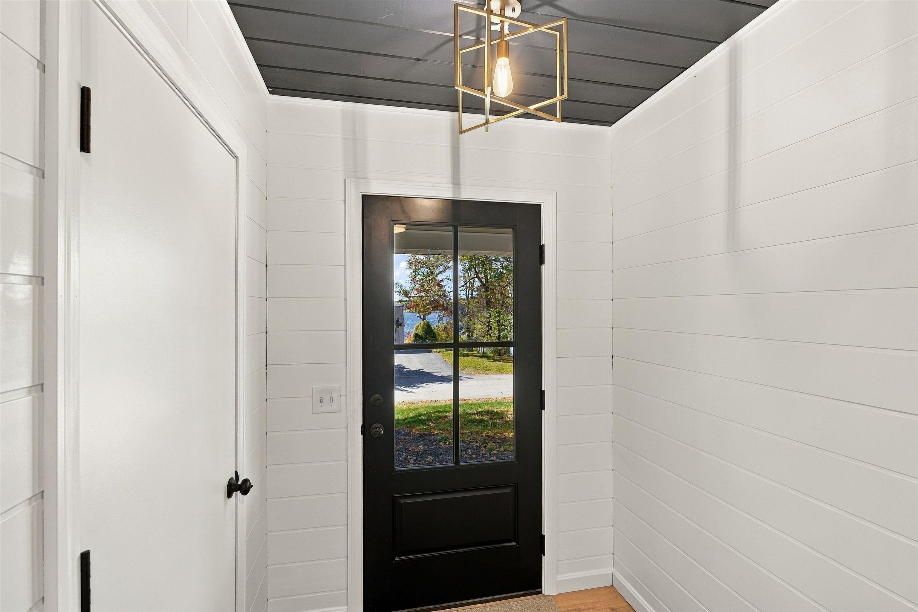 223 Shore Drive Property Photo 28