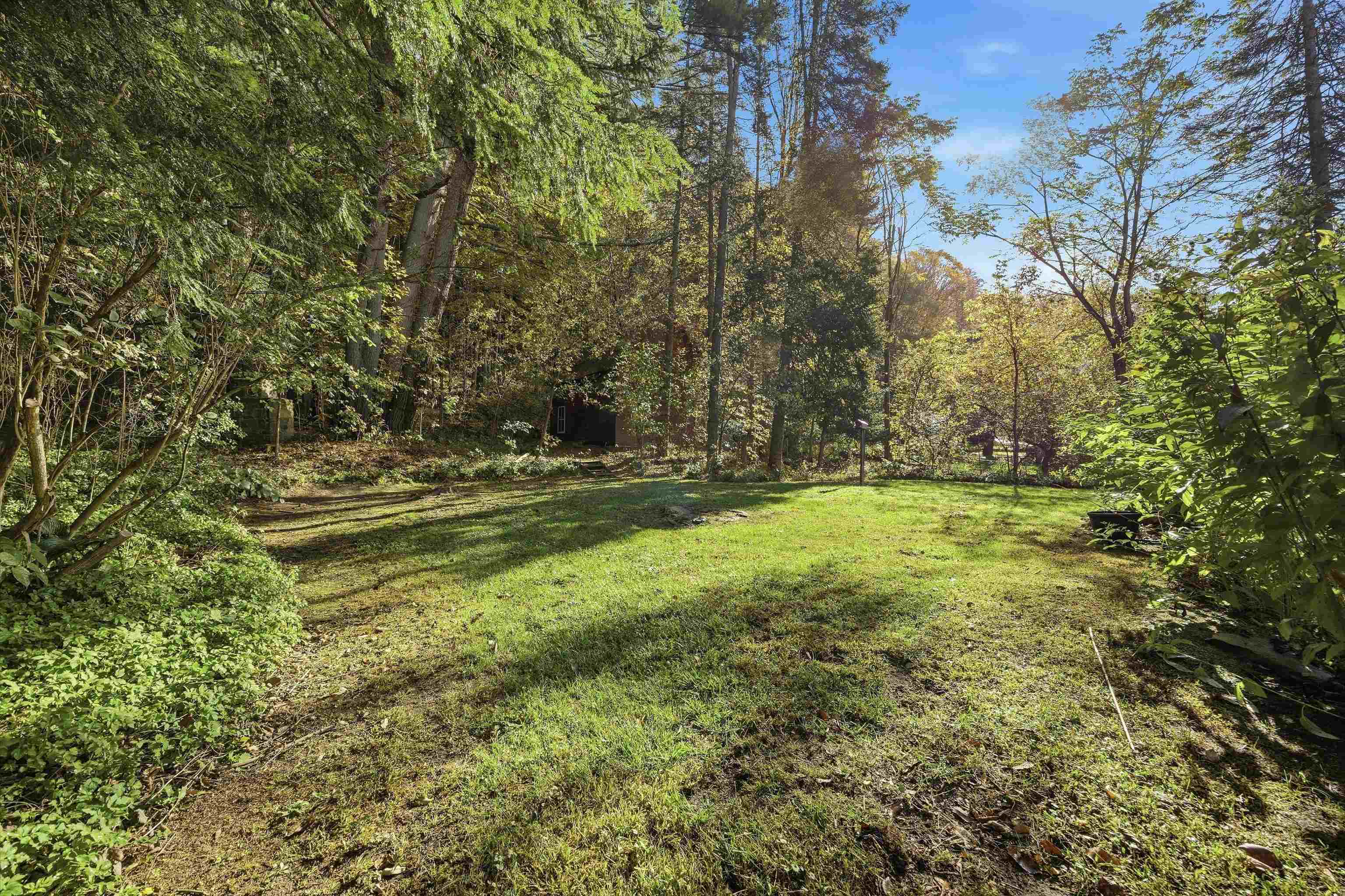 8 Golf Avenue Property Photo 6
