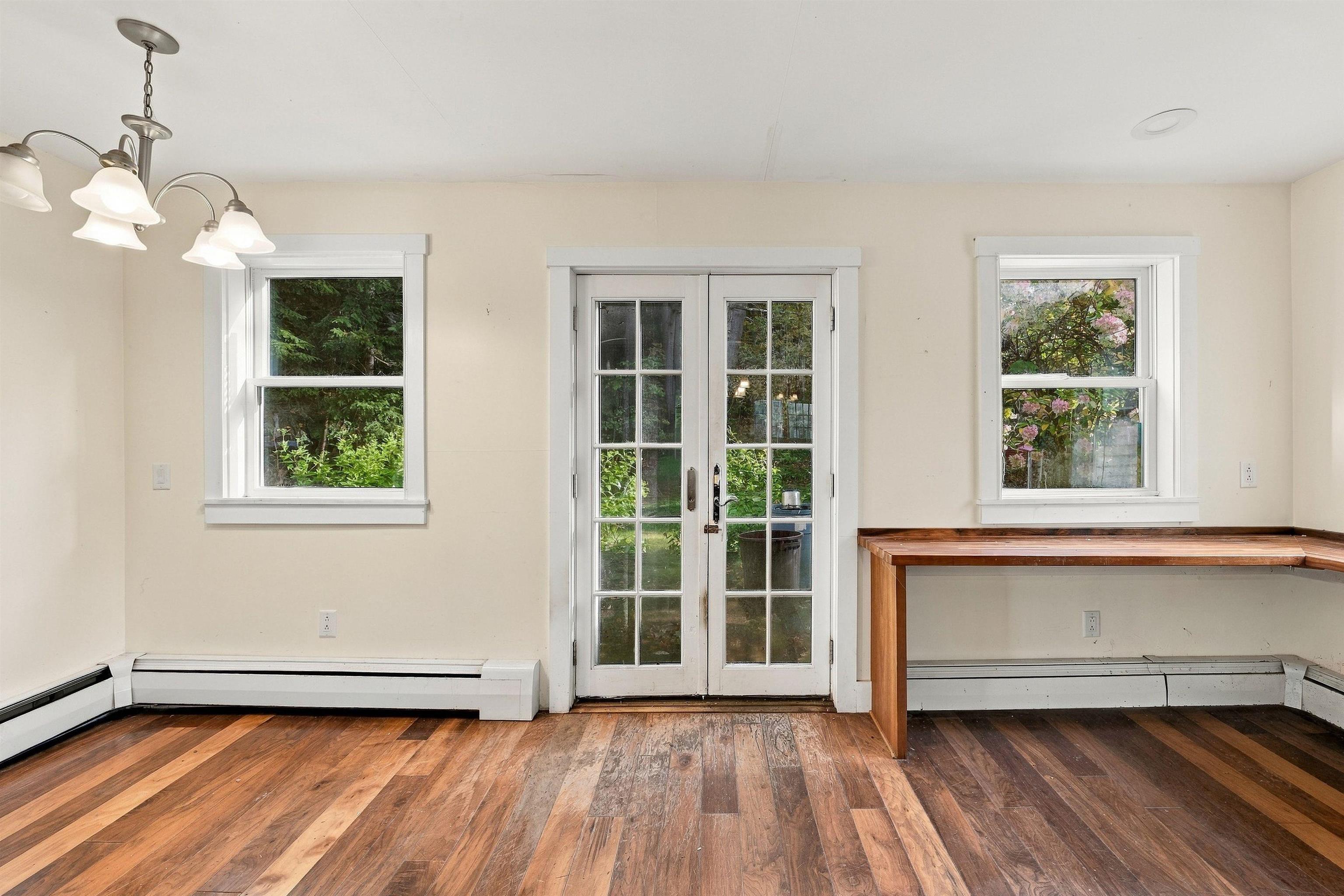 8 Golf Avenue Property Photo 22