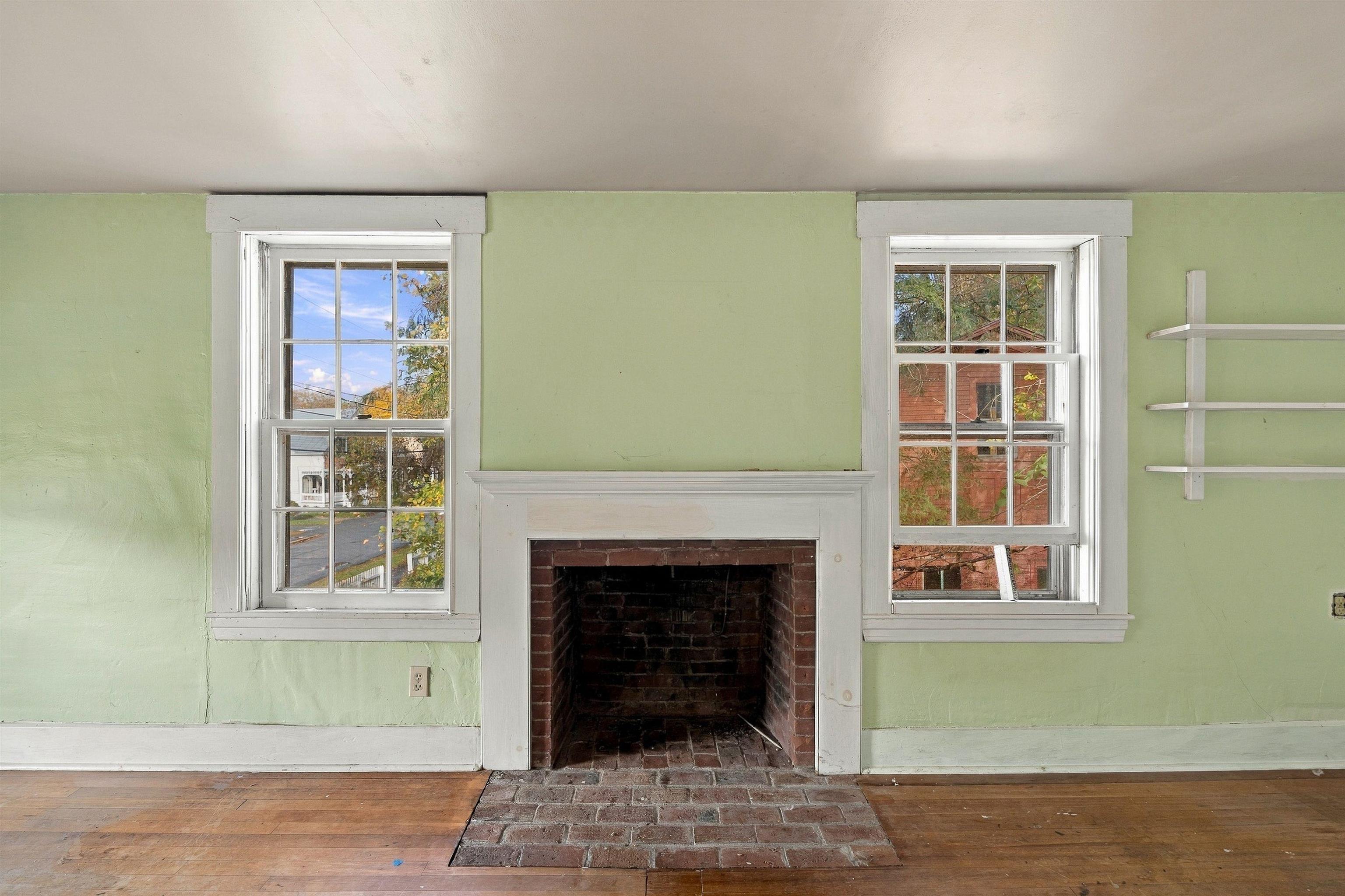 8 Golf Avenue Property Photo 36