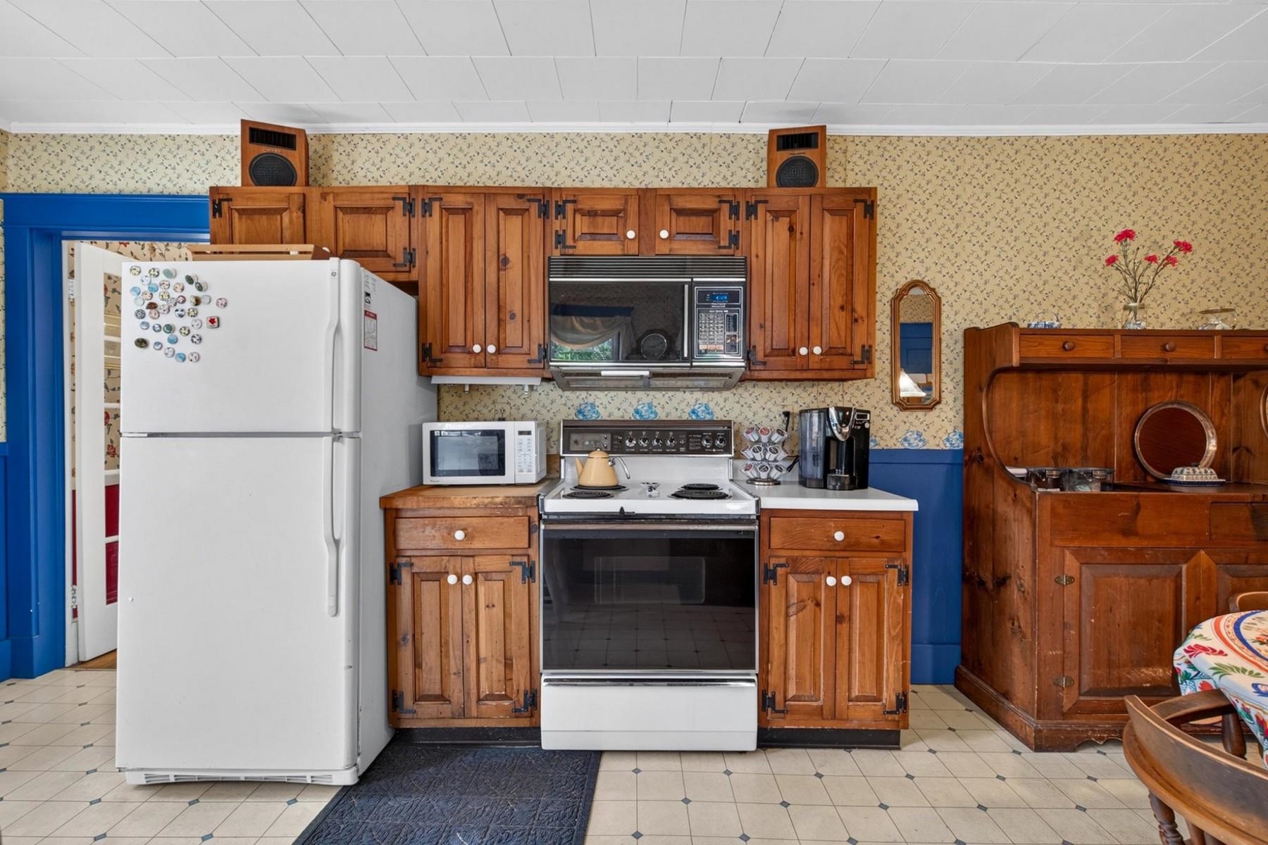 124 Bellevue Avenue Property Photo 18