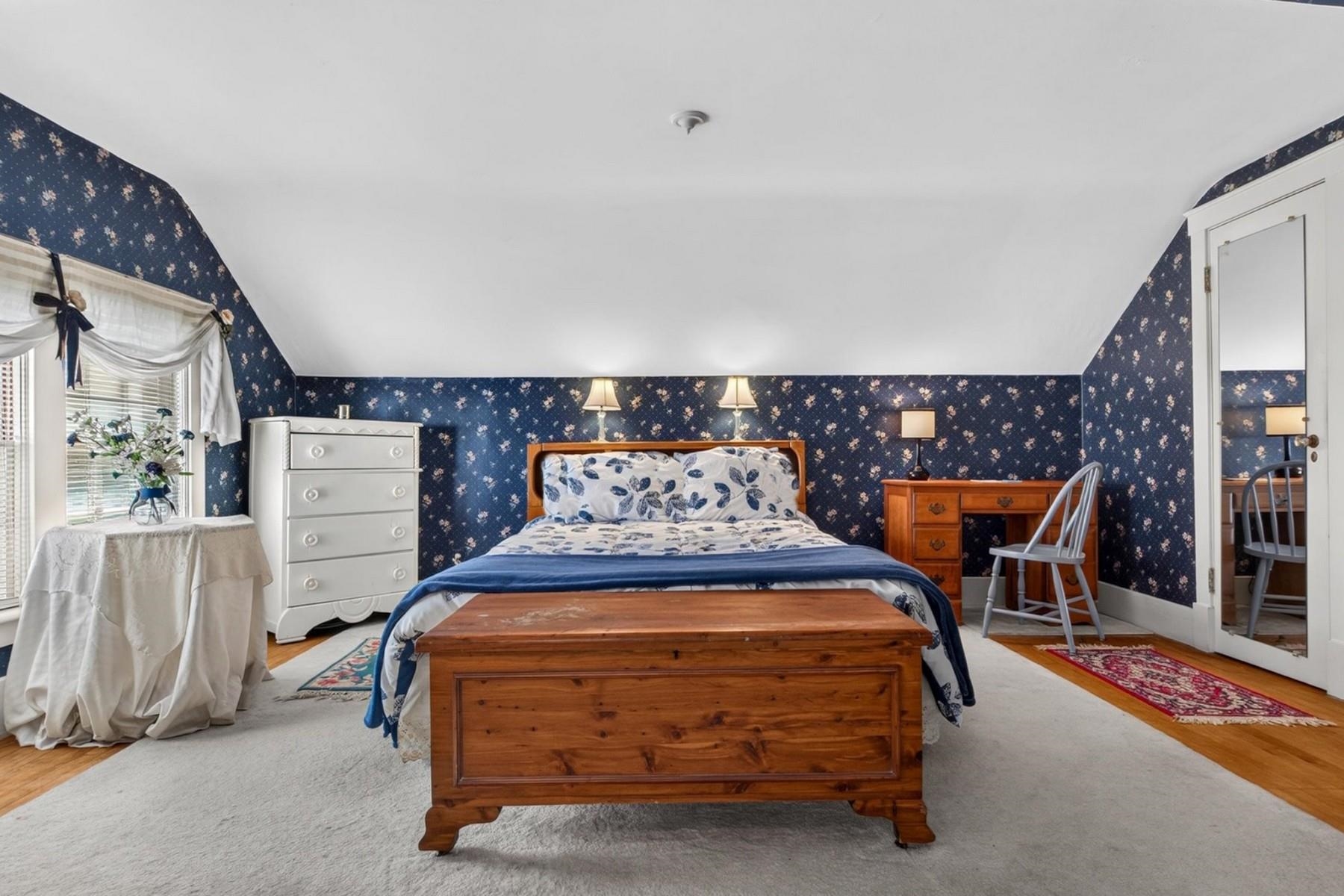 124 Bellevue Avenue Property Photo 33