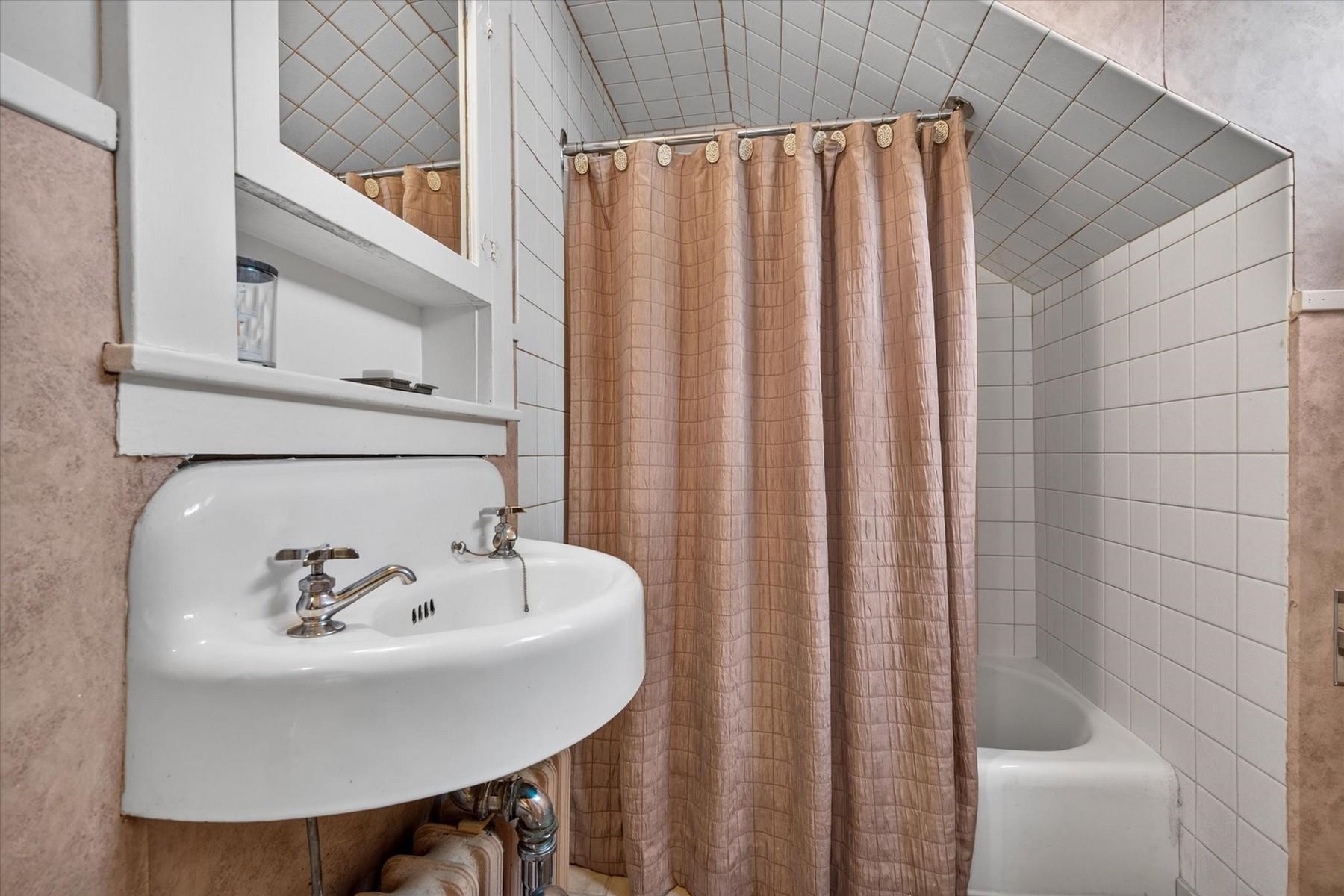124 Bellevue Avenue Property Photo 36