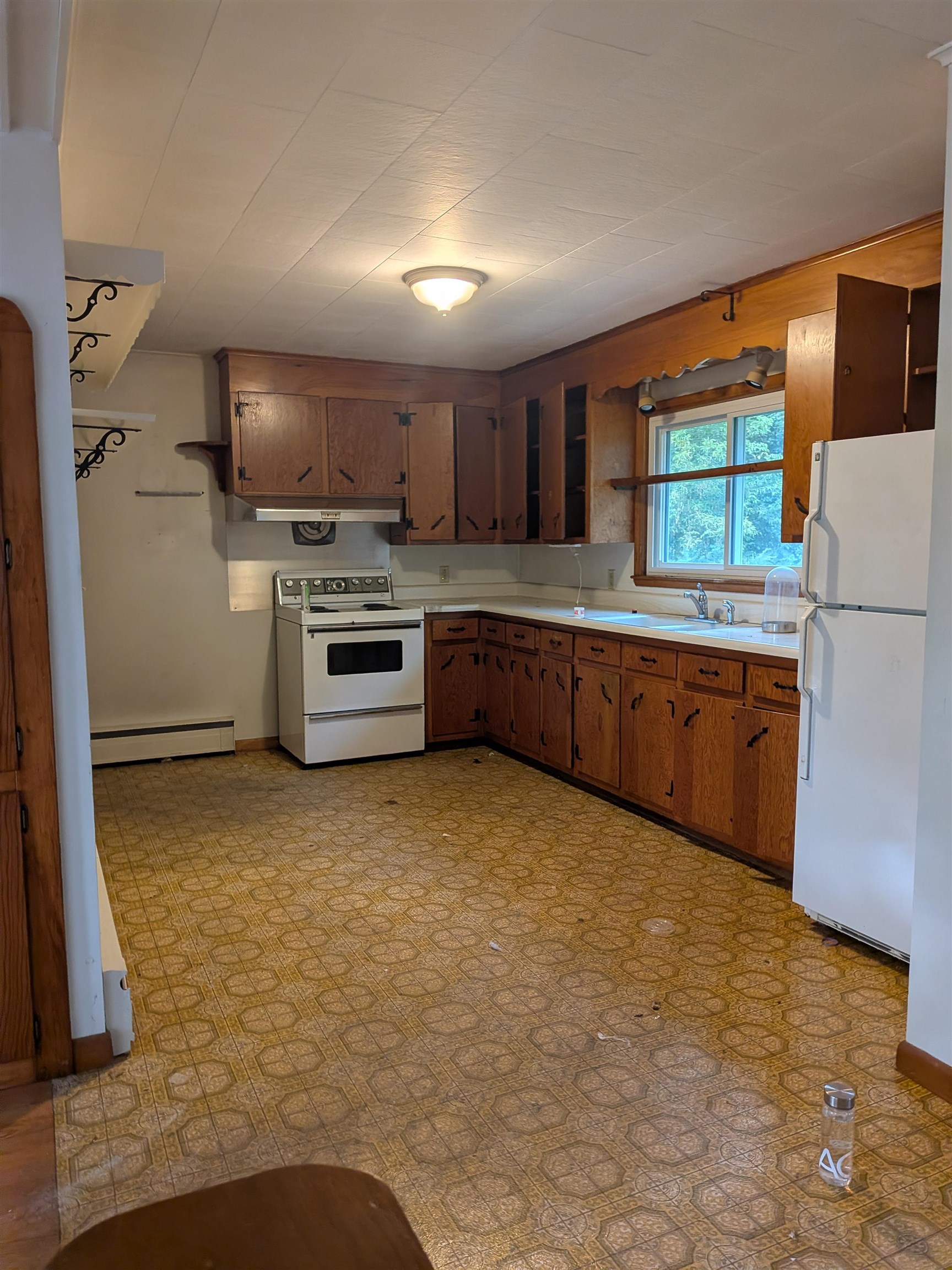 40 Avenue C Property Photo 6