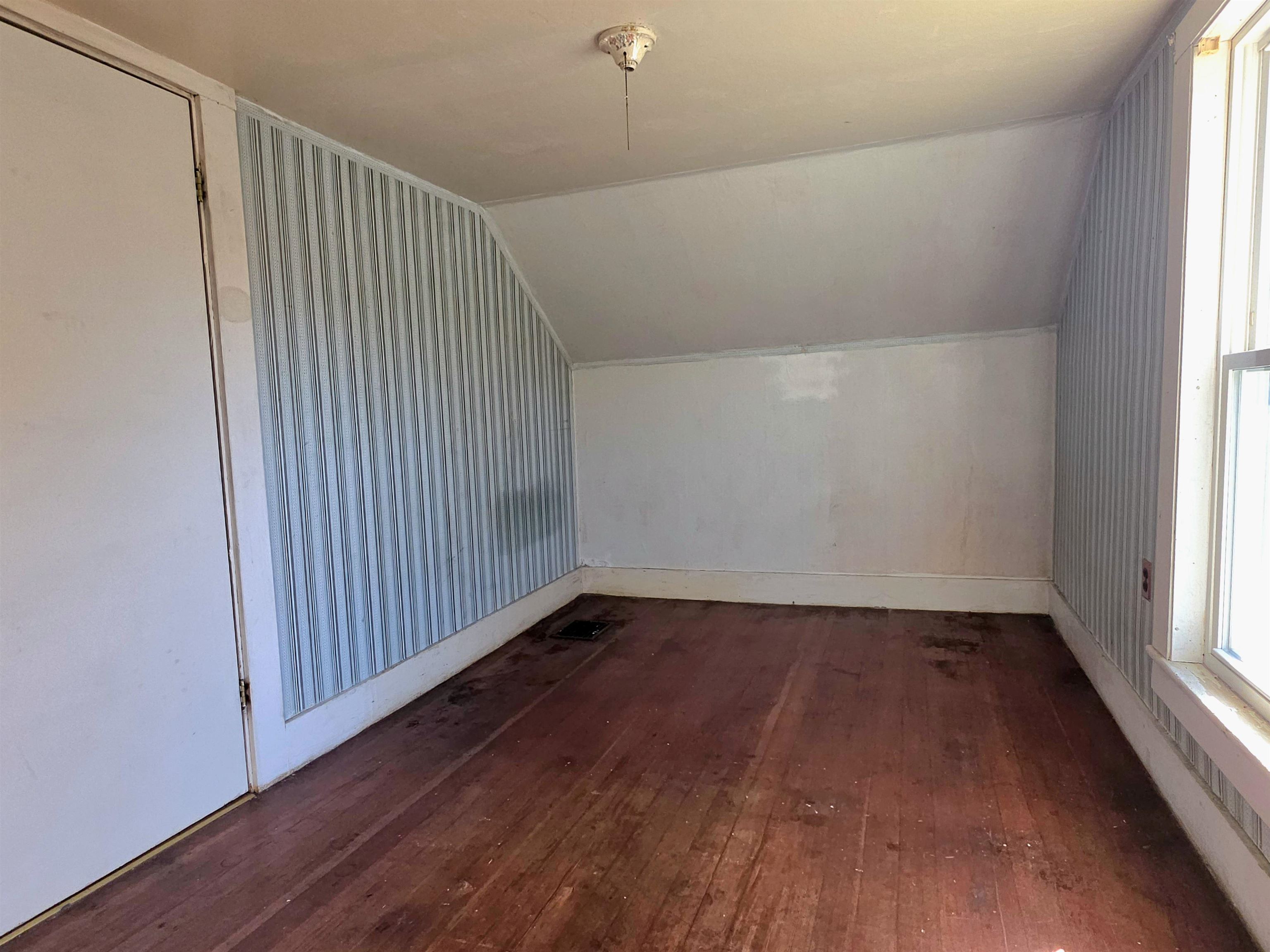 360 Pond Hill Road Property Photo 23