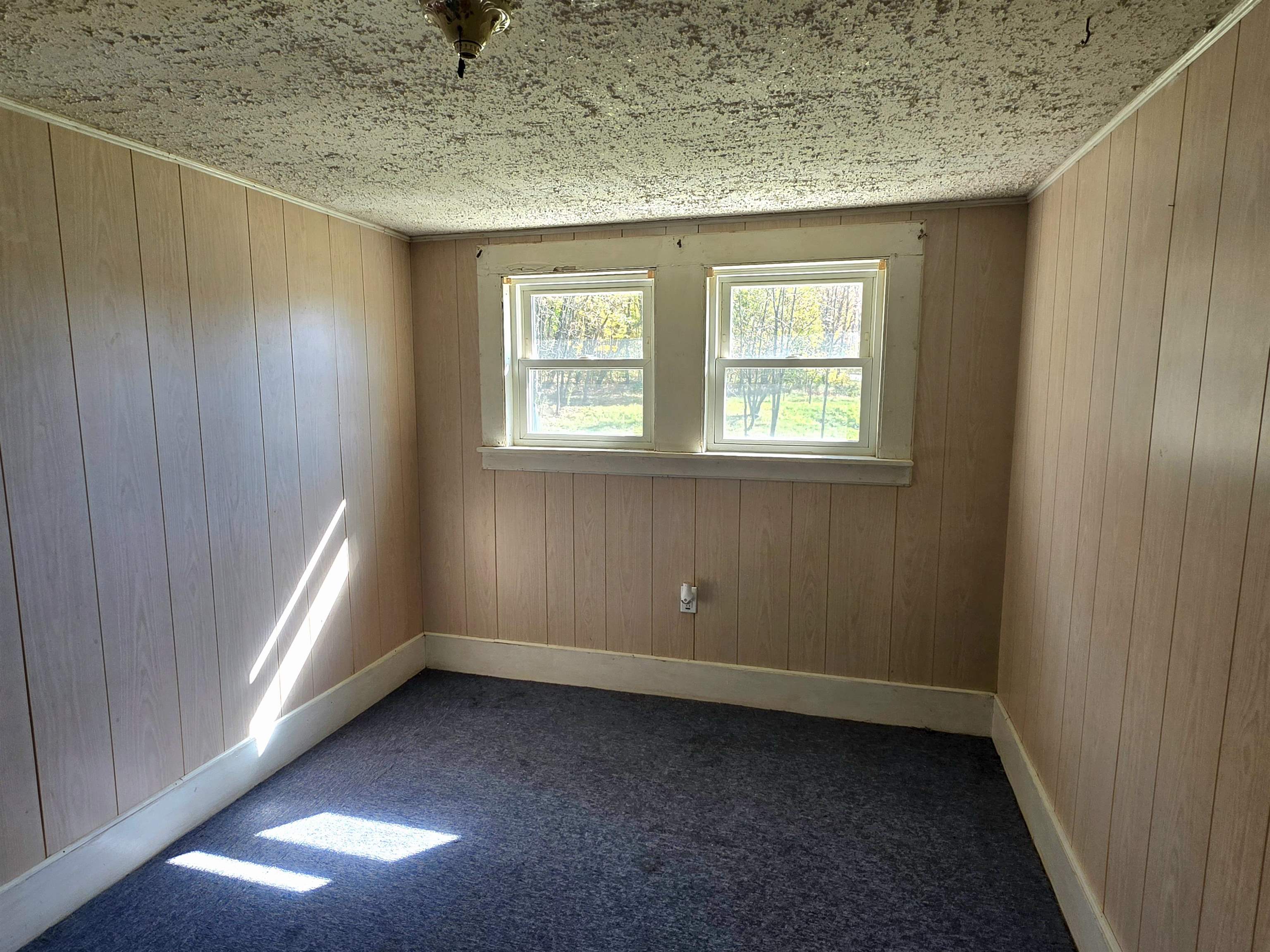 360 Pond Hill Road Property Photo 24