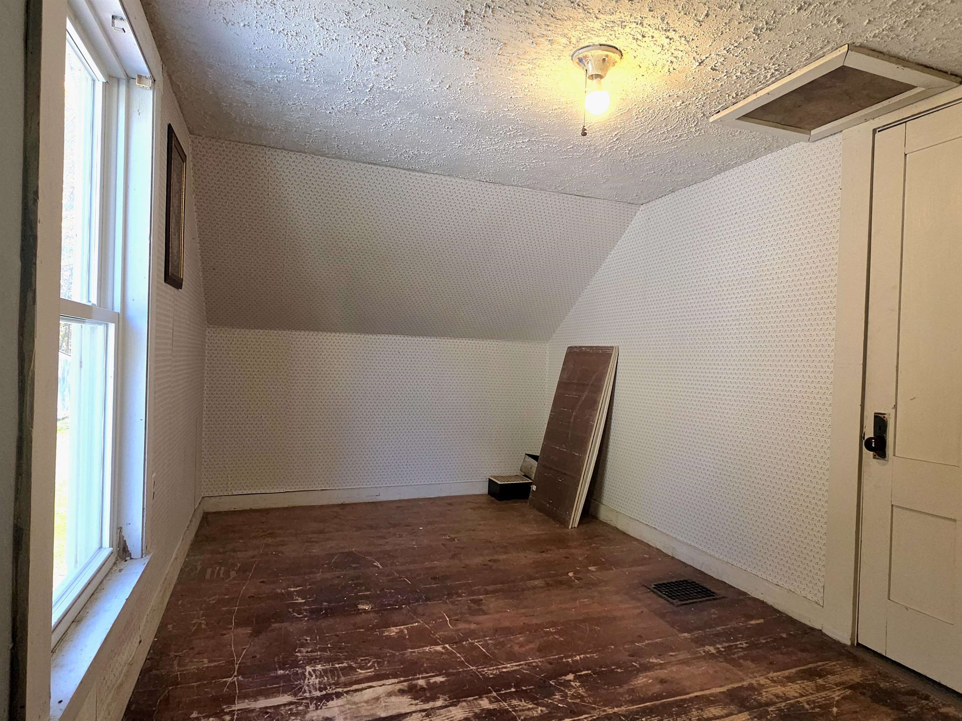 360 Pond Hill Road Property Photo 26