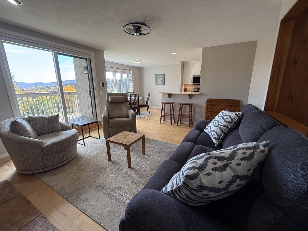87 Snowside Road Property Photo 6