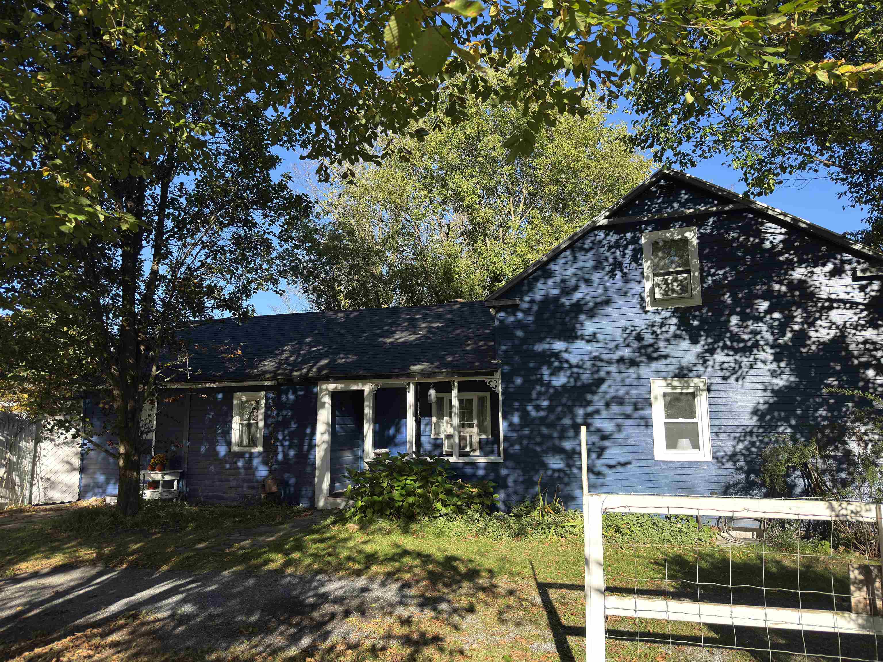 187 White Creek Road Property Photo 2