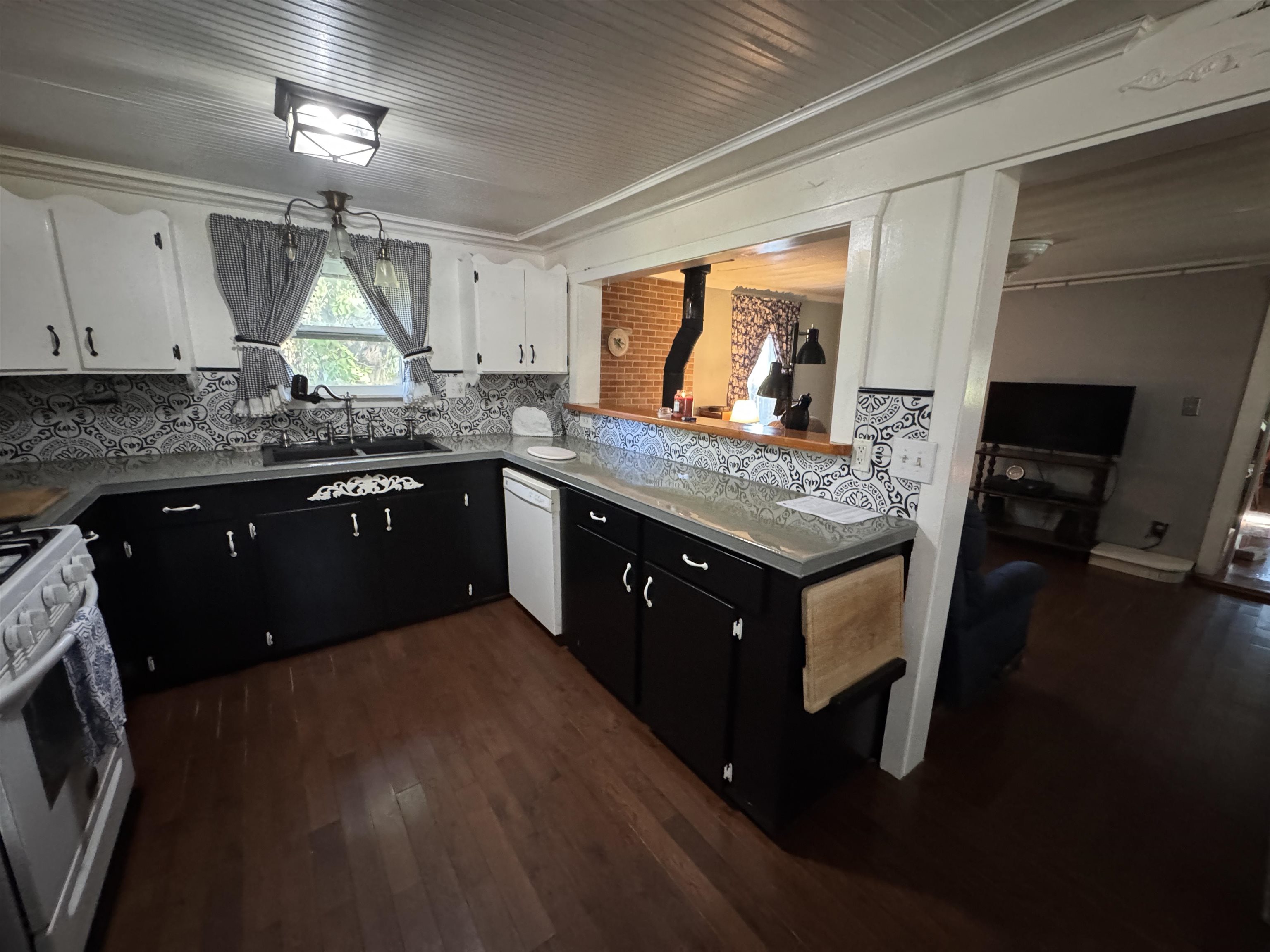 187 White Creek Road Property Photo 17