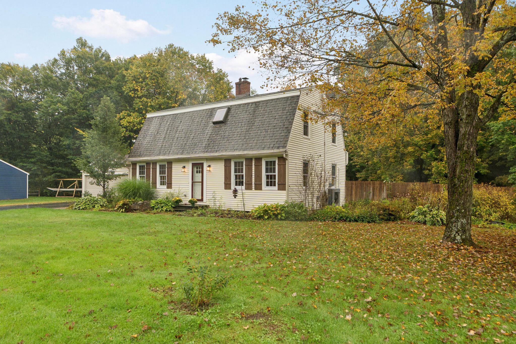 117 Perkins Place Property Photo 3