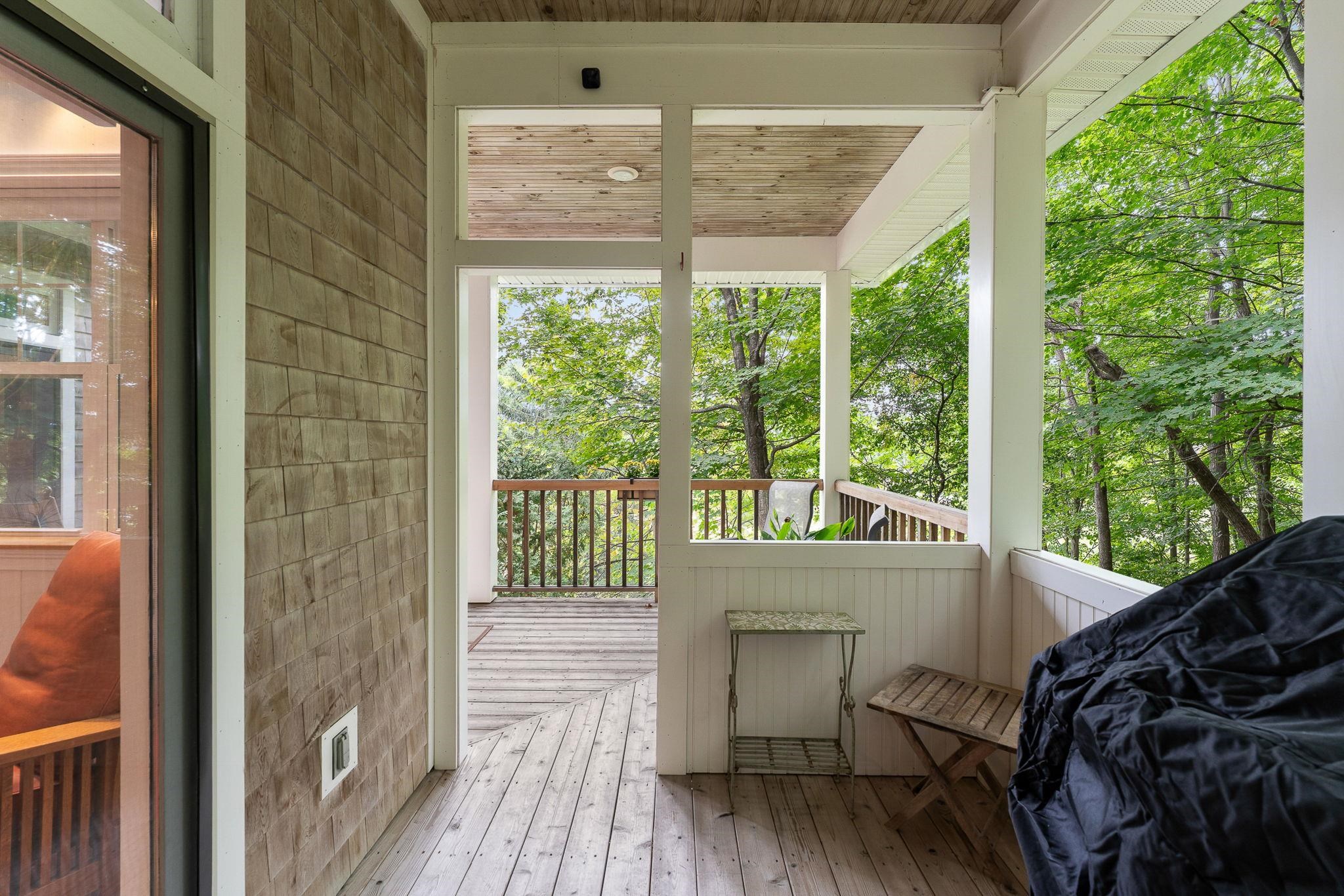 6304 Dorset Street Property Photo 12