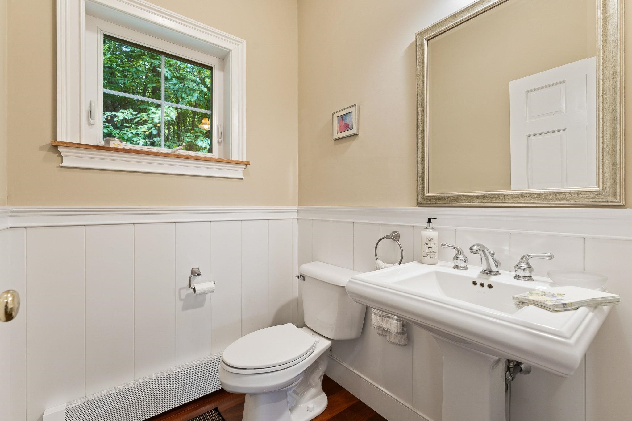 6304 Dorset Street Property Photo 16