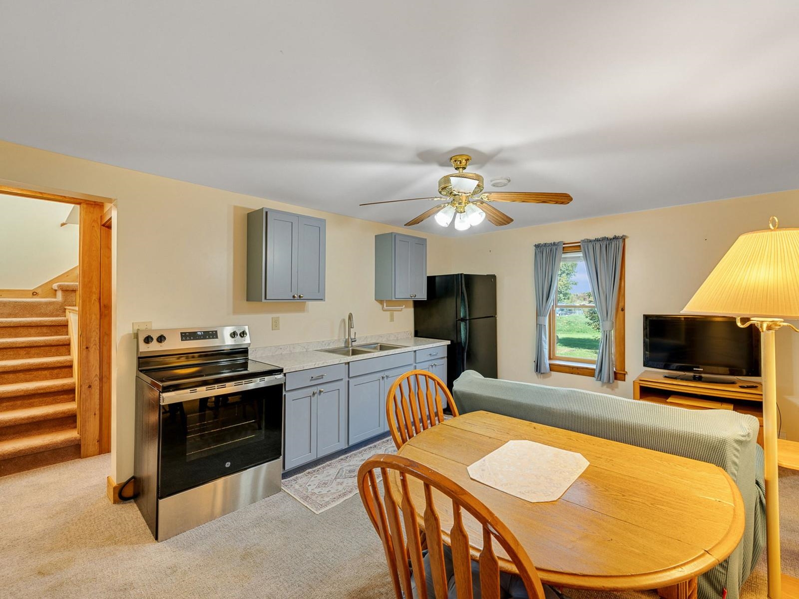 89 North Street Property Photo 11