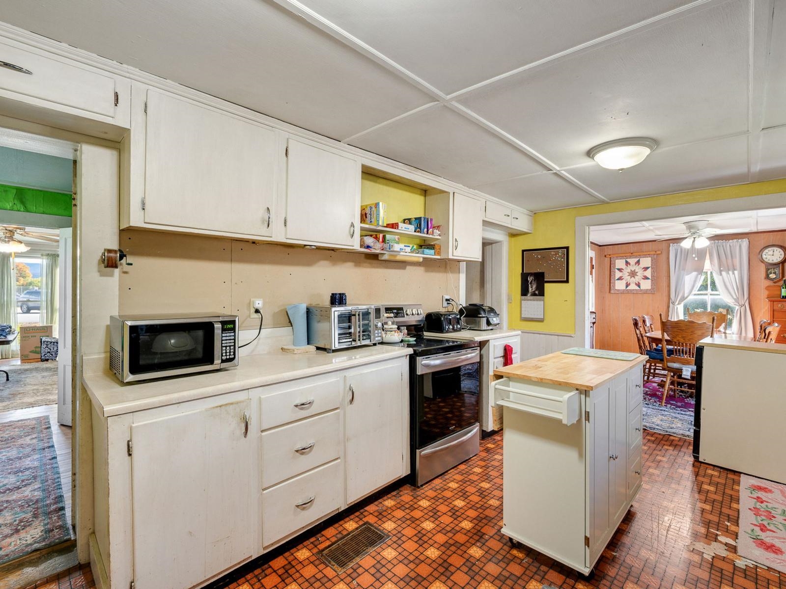 89 North Street Property Photo 27