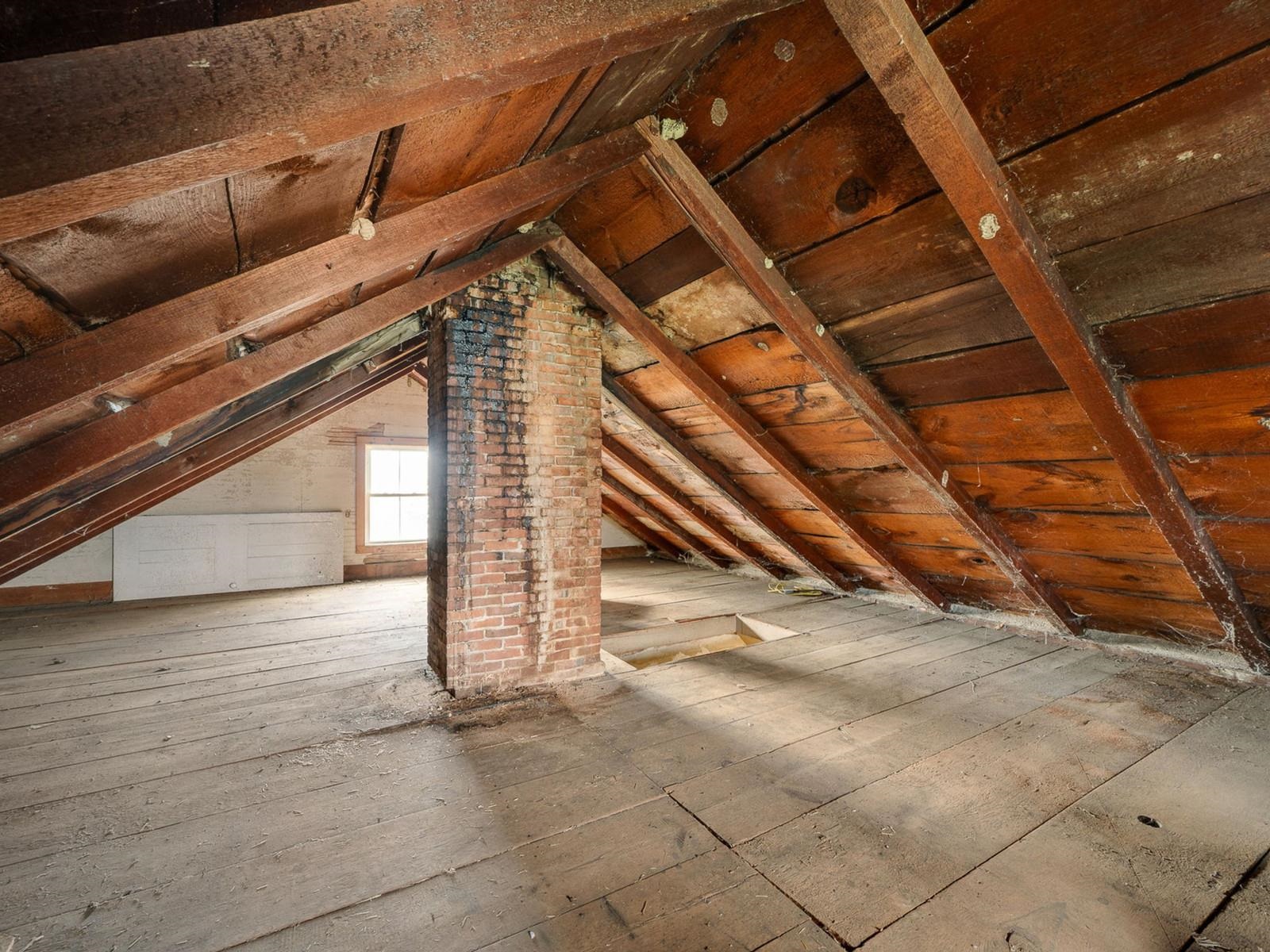 89 North Street Property Photo 47