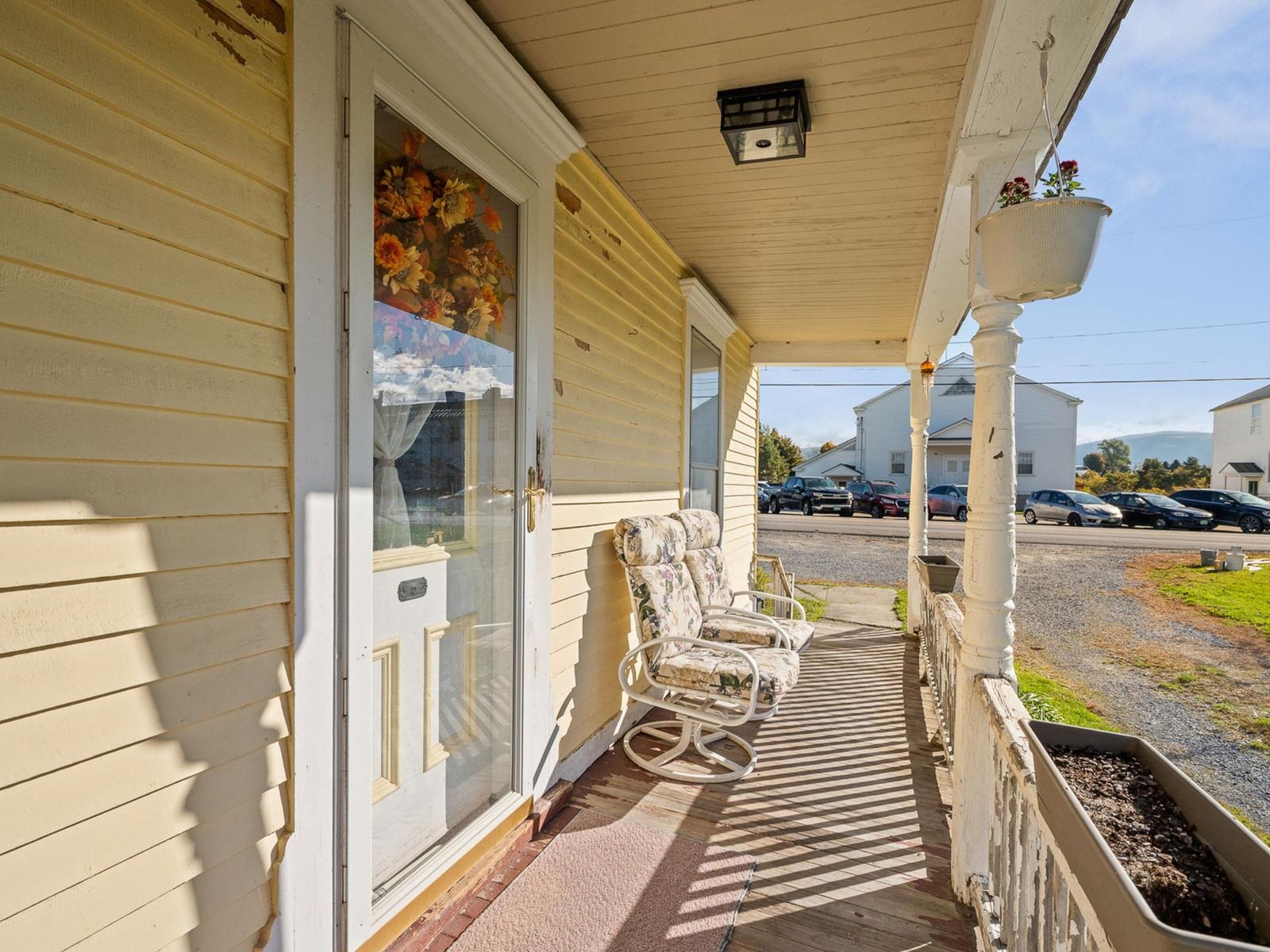 89 North Street Property Photo 7