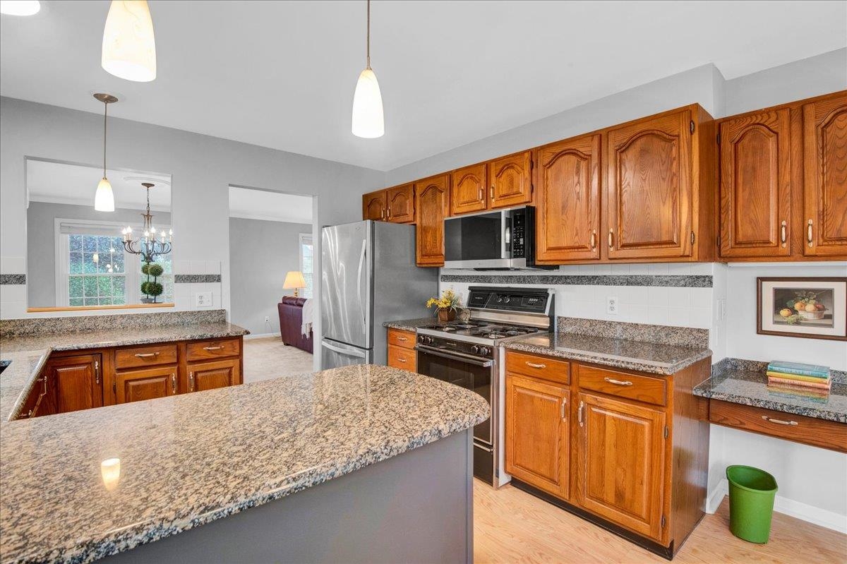 12 Peacham Lane Property Photo 14