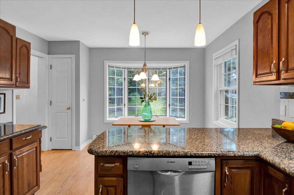 12 Peacham Lane Property Photo 18