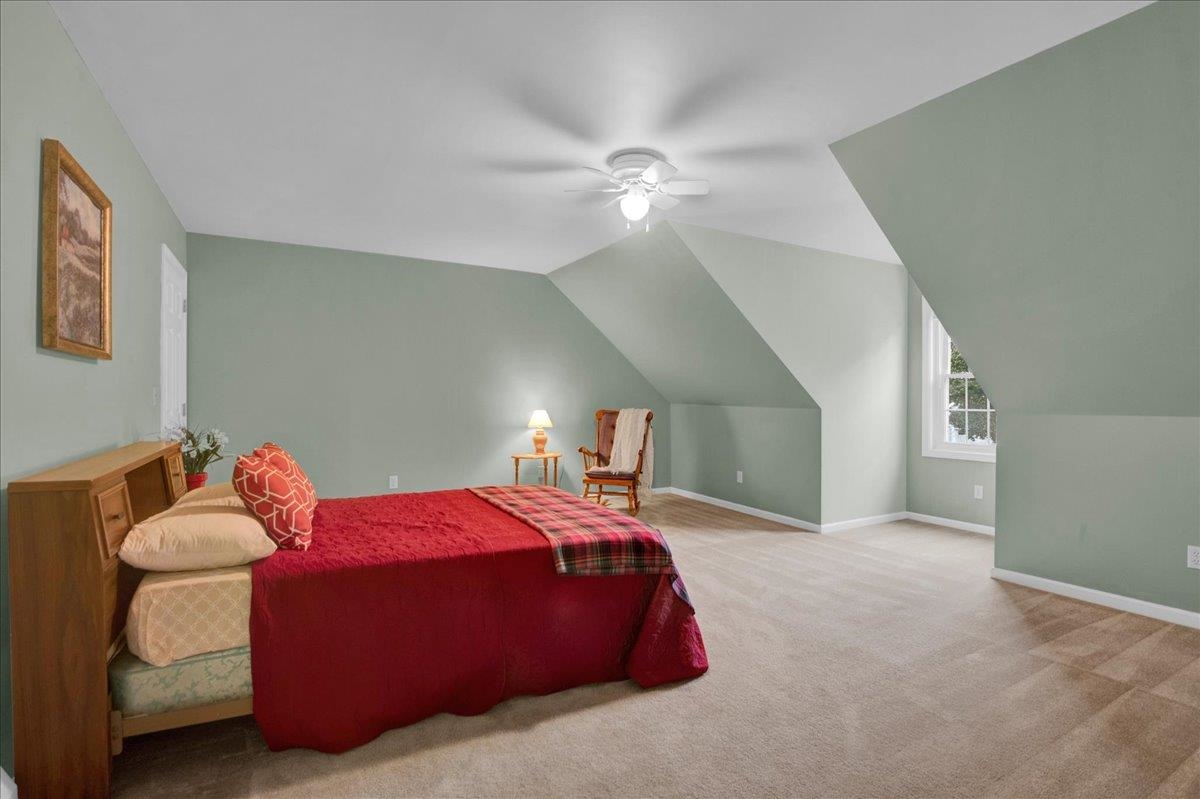12 Peacham Lane Property Photo 36