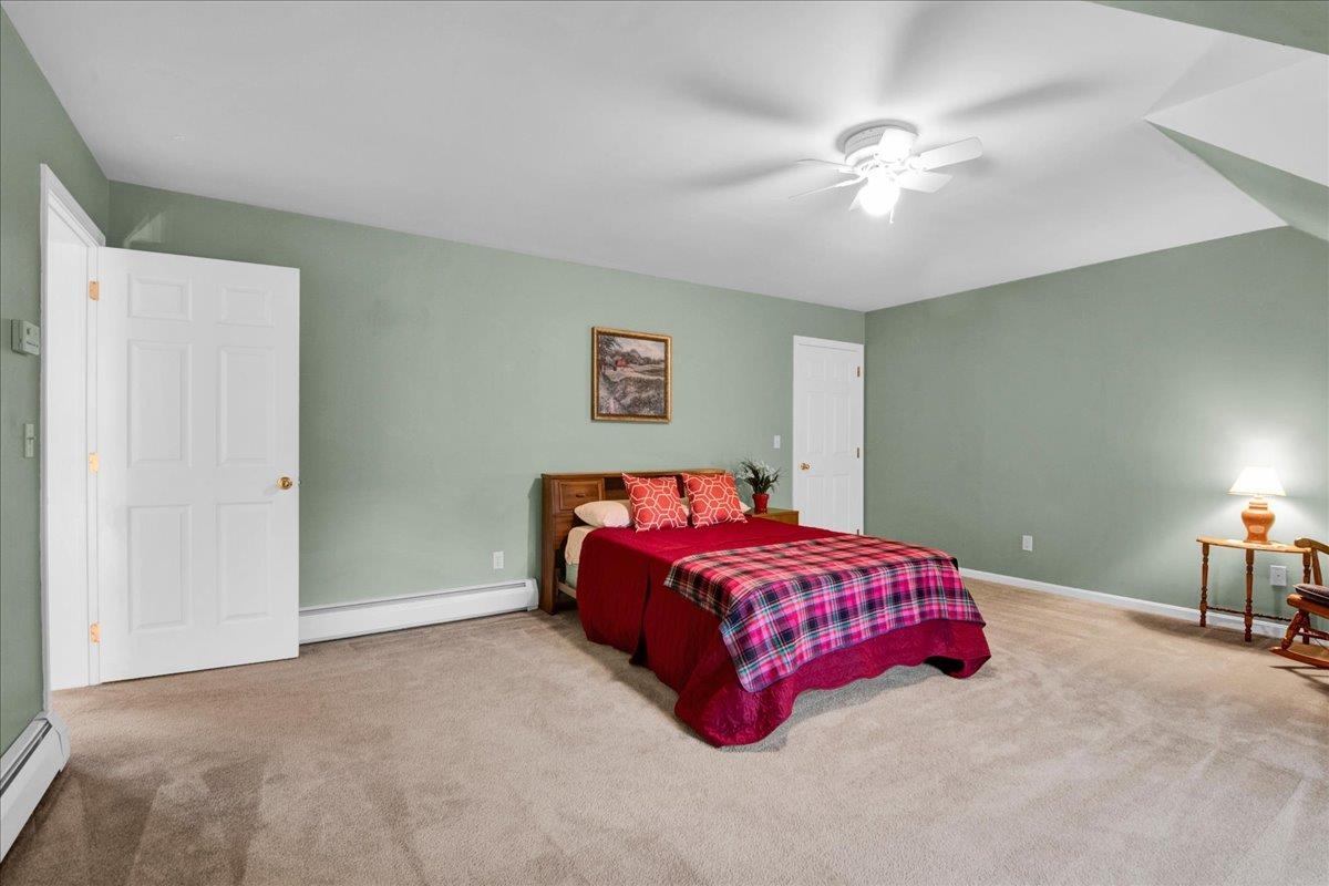 12 Peacham Lane Property Photo 38