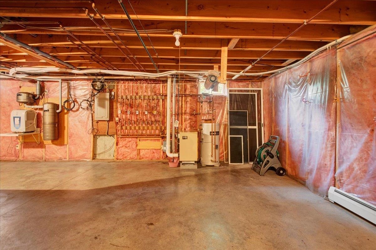 12 Peacham Lane Property Photo 47