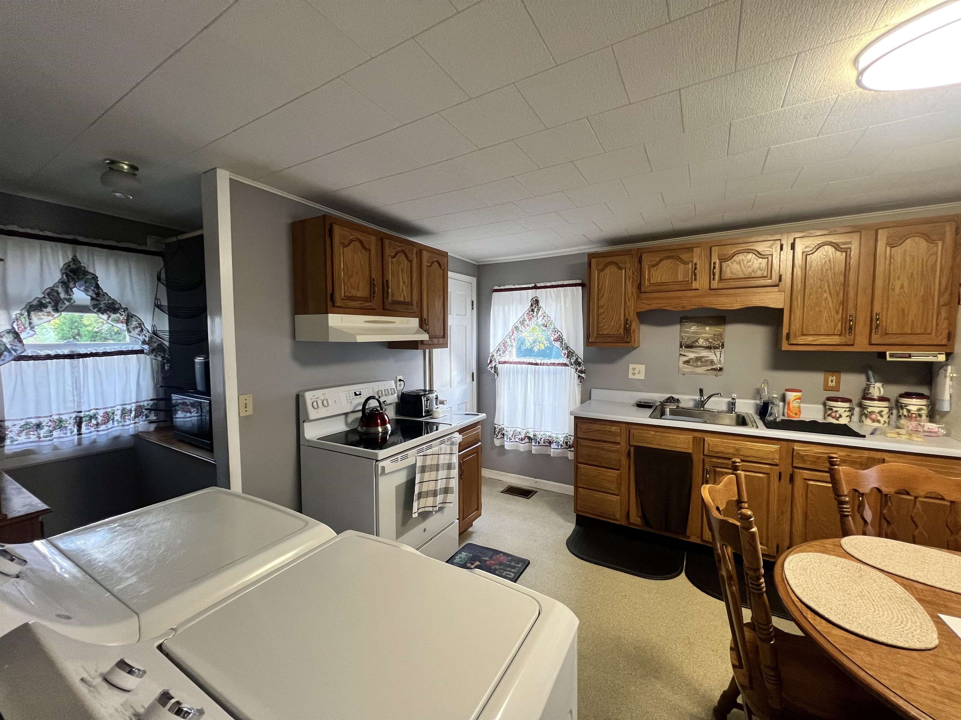 8 Meadow Street Property Photo 12