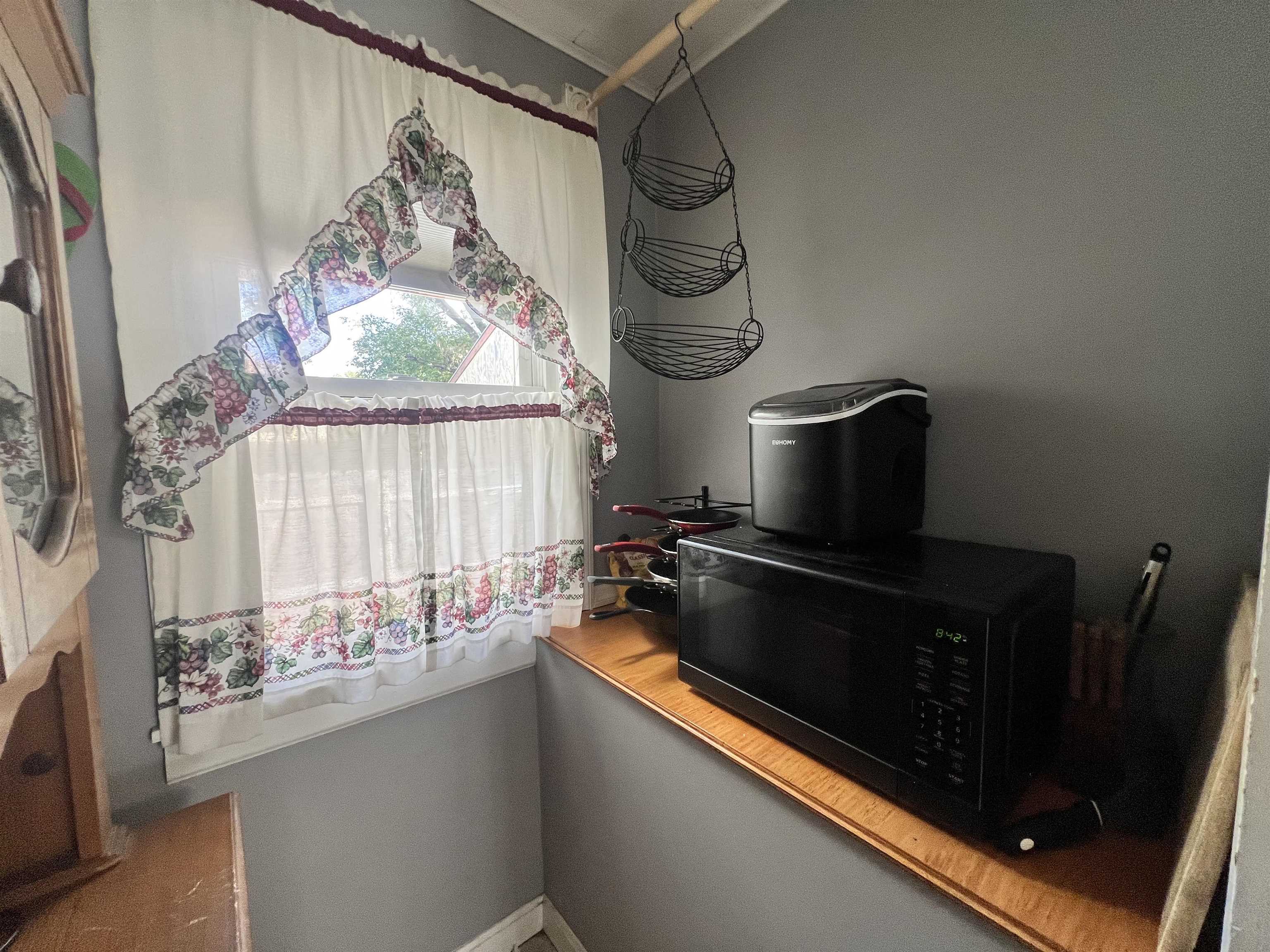 8 Meadow Street Property Photo 13