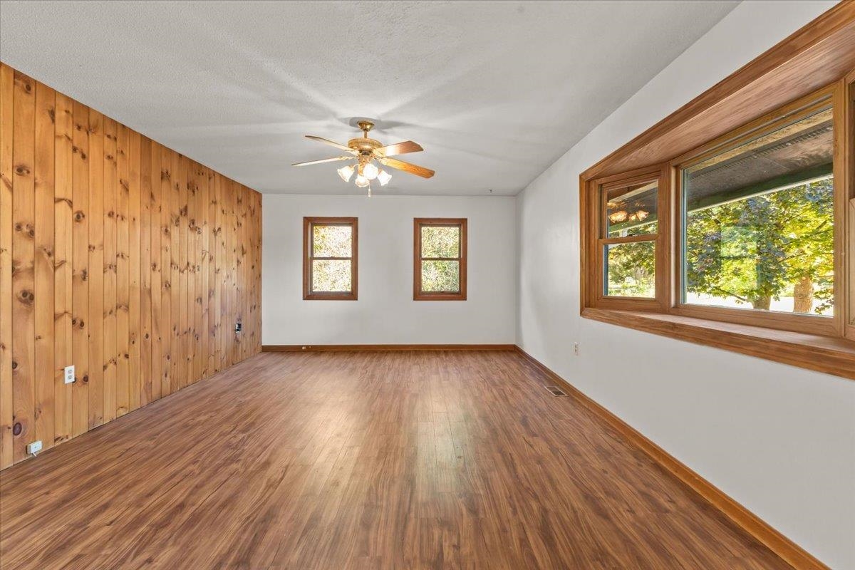 155 West Milton Road Property Photo 14