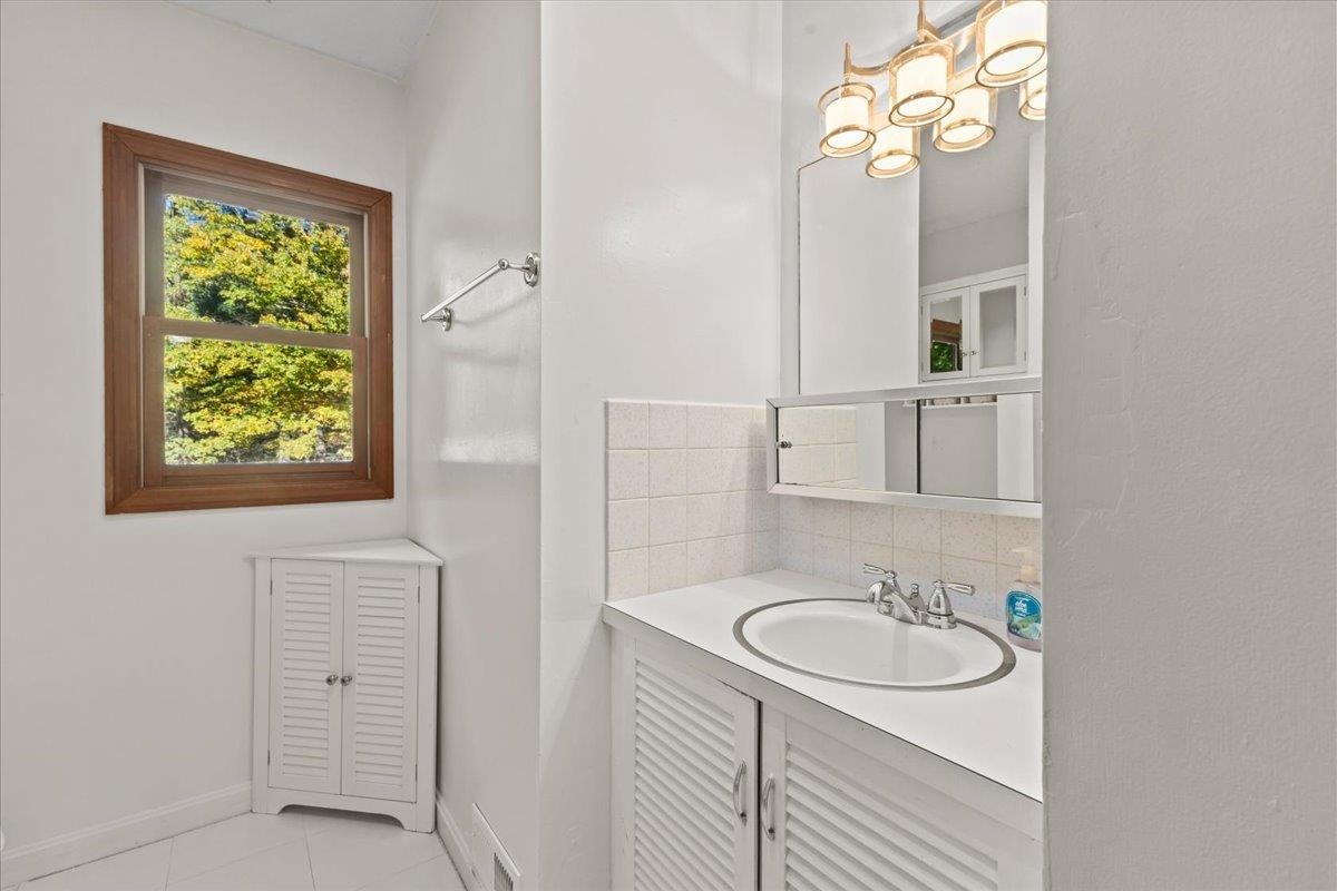 155 West Milton Road Property Photo 24