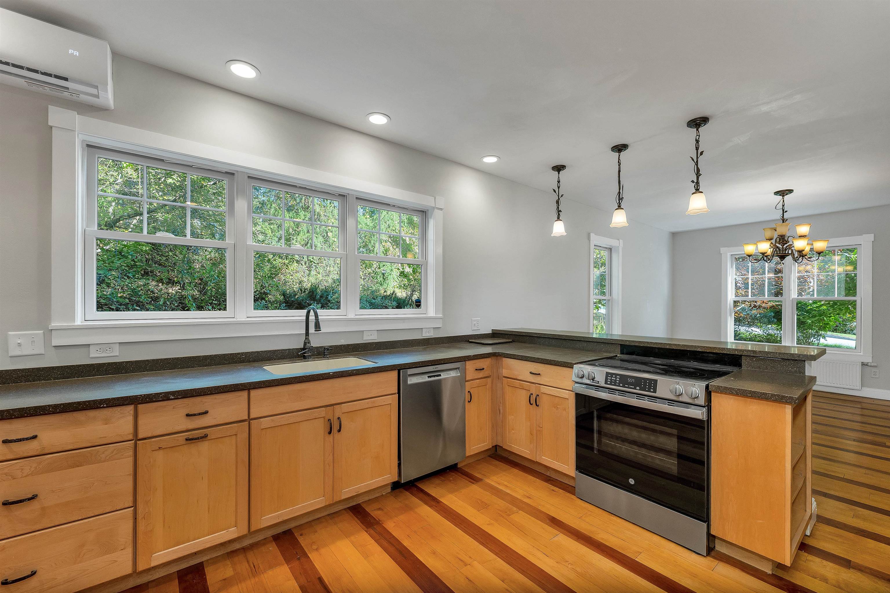 3 Kensington Road Property Photo 2