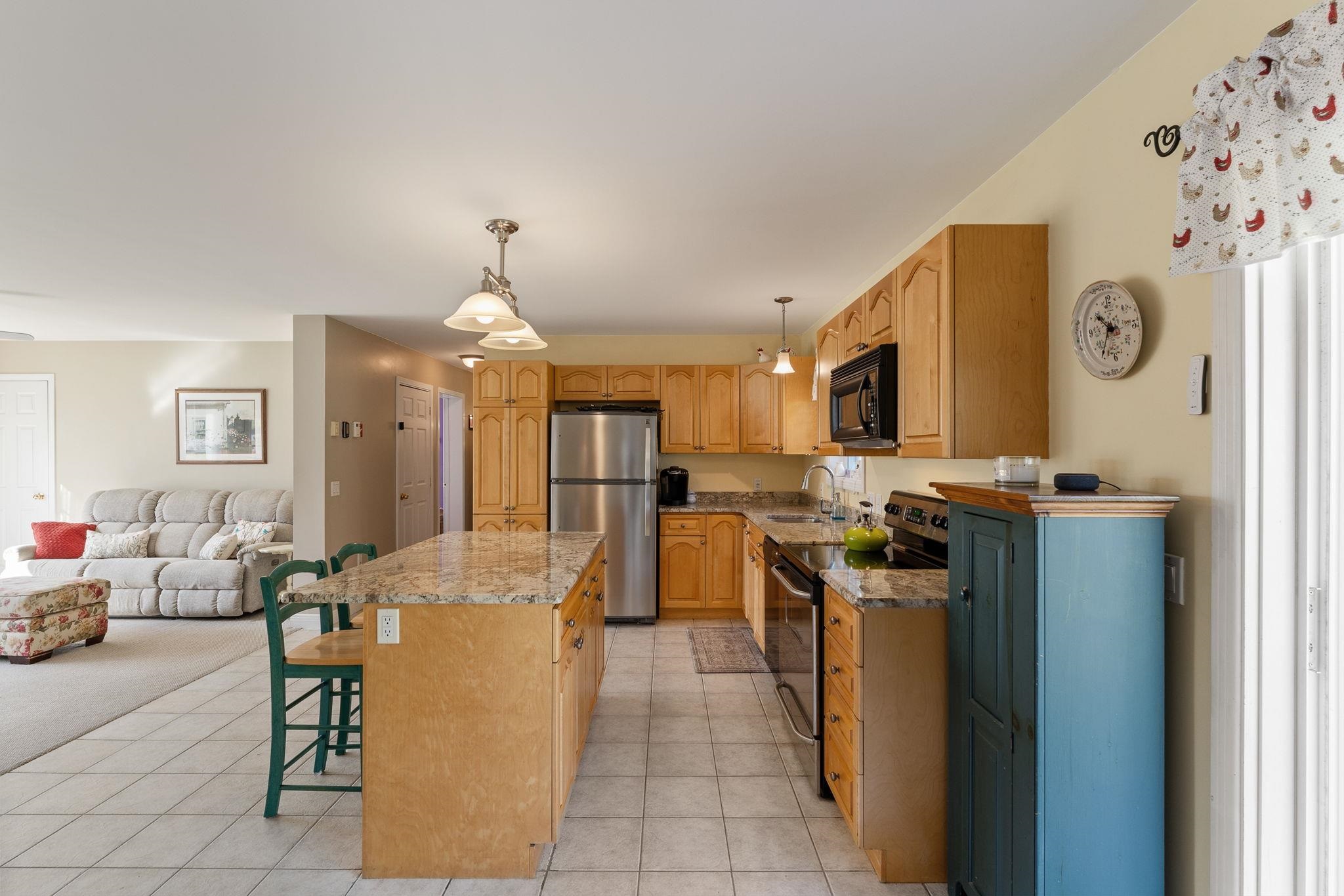 76 Onward Street Property Photo 6