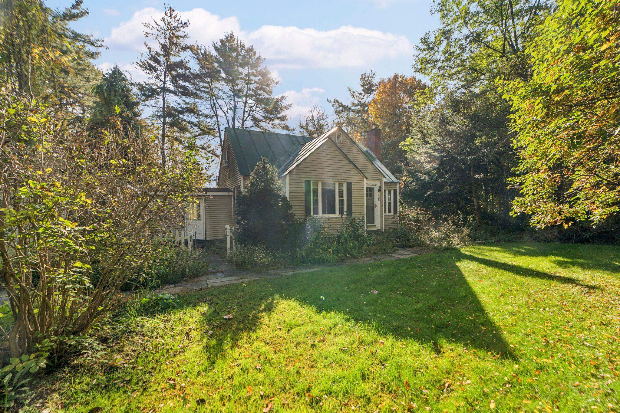 459 Route 5 South Property Photo 4