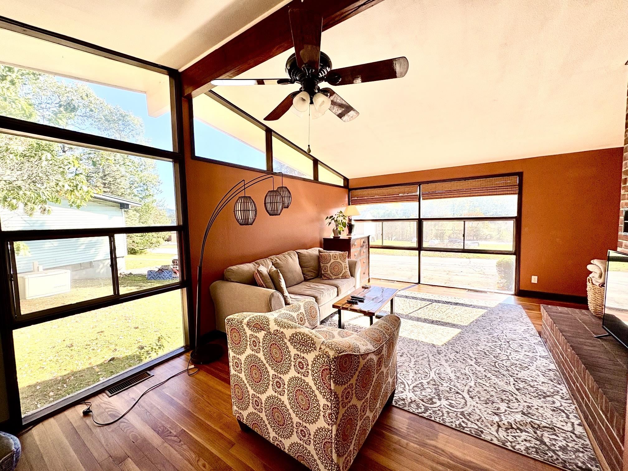 12 Windsor Terrace Property Photo 6