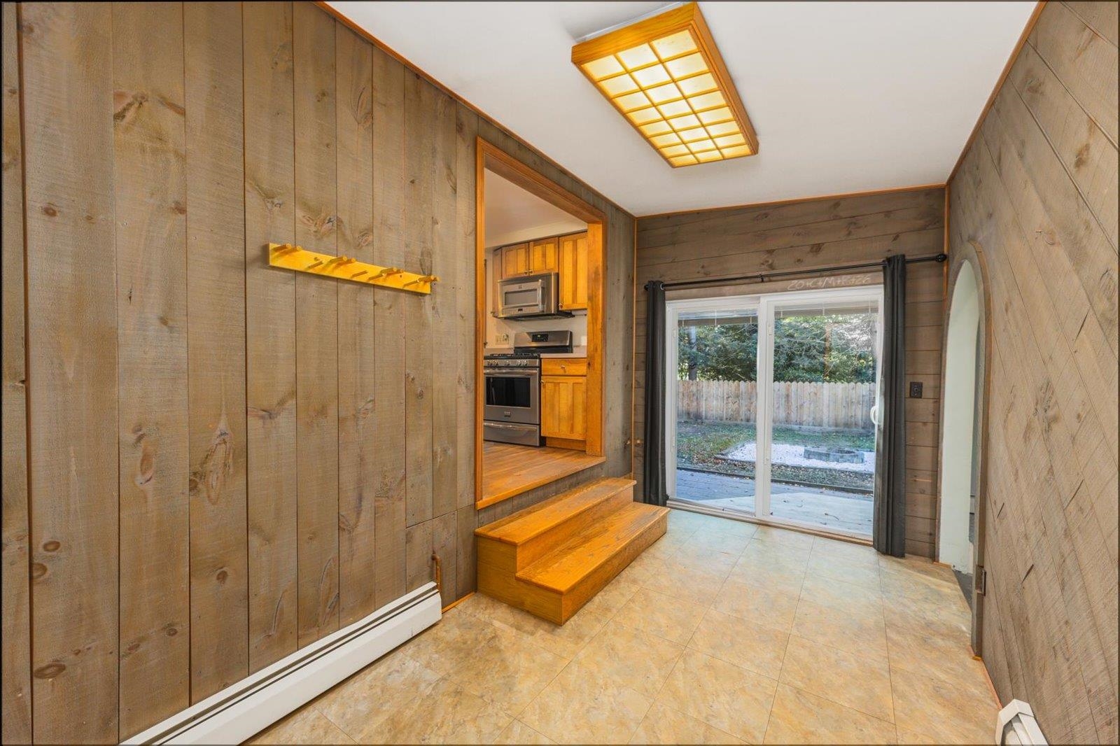 66 Robbins Road Property Photo 6