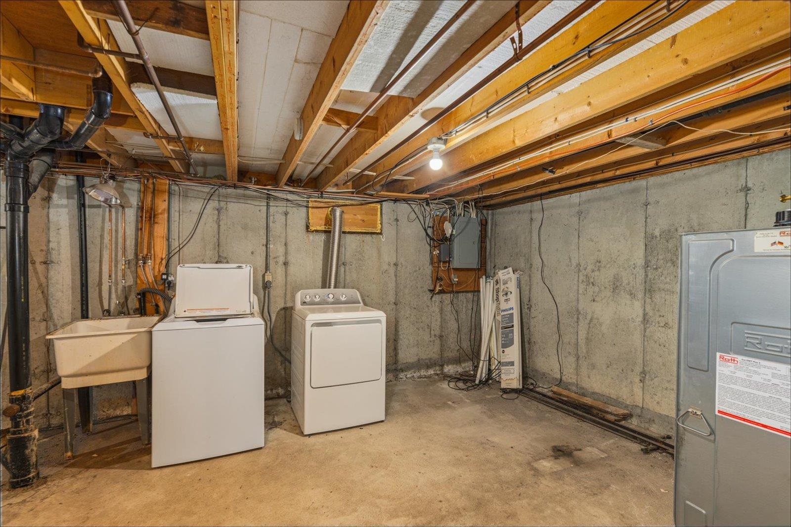 66 Robbins Road Property Photo 36