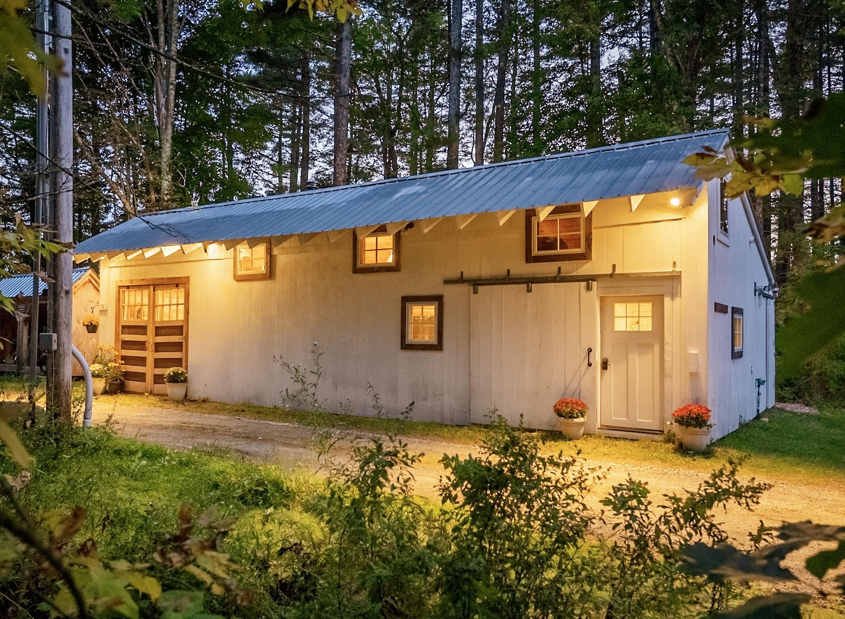 1722 Under The Mountain Road Property Photo 36