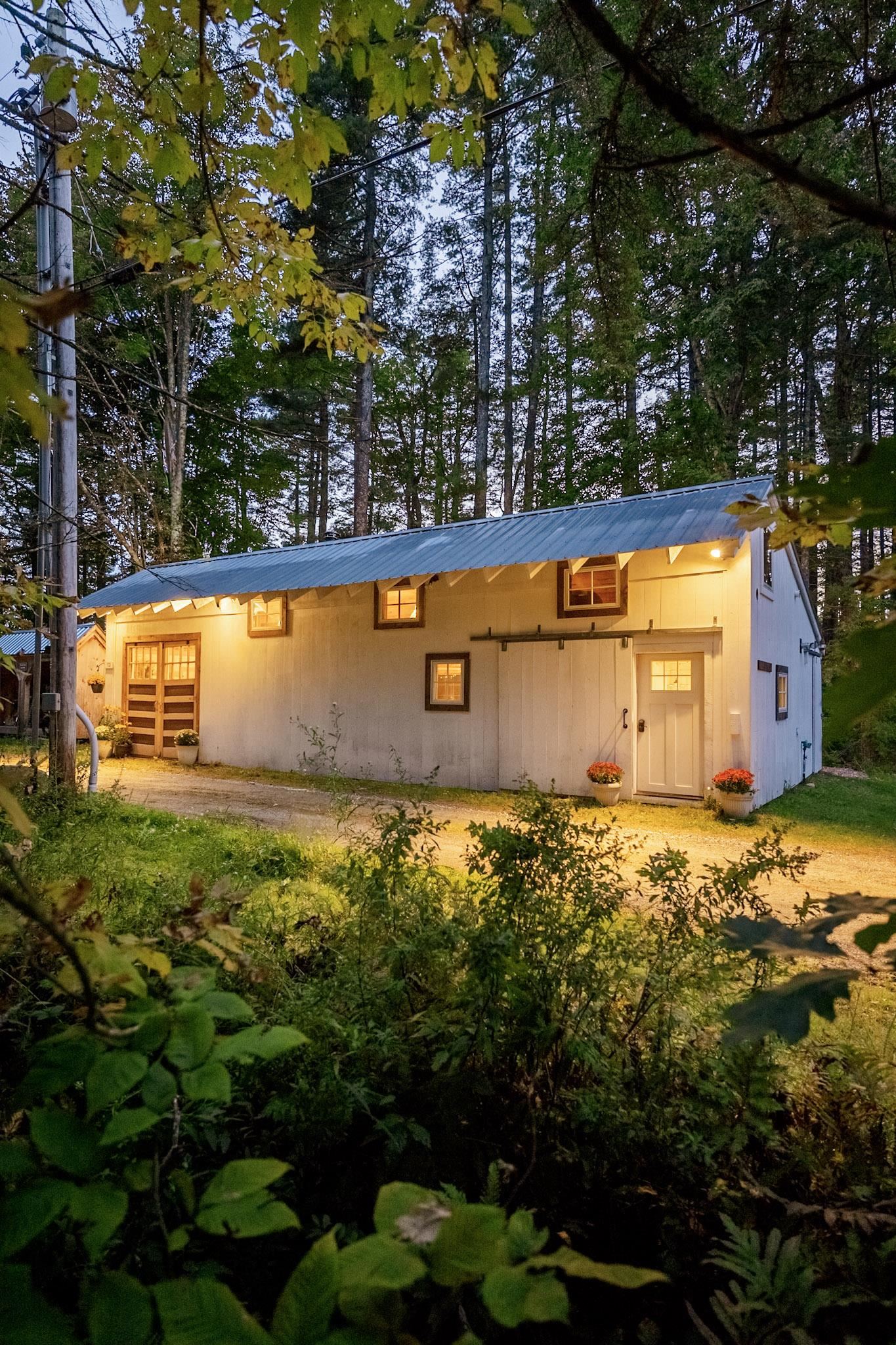 1722 Under The Mountain Road Property Photo 37