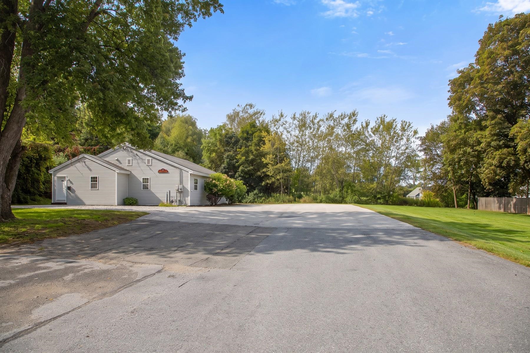 70 Allen Street Property Photo 1