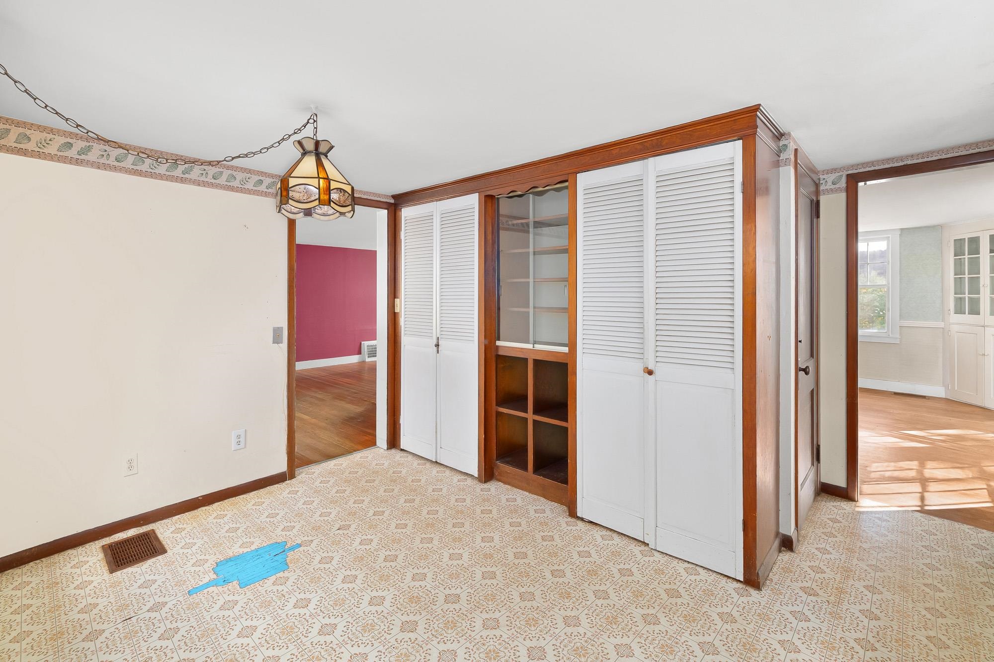 1115 Brookfield Road Property Photo 7