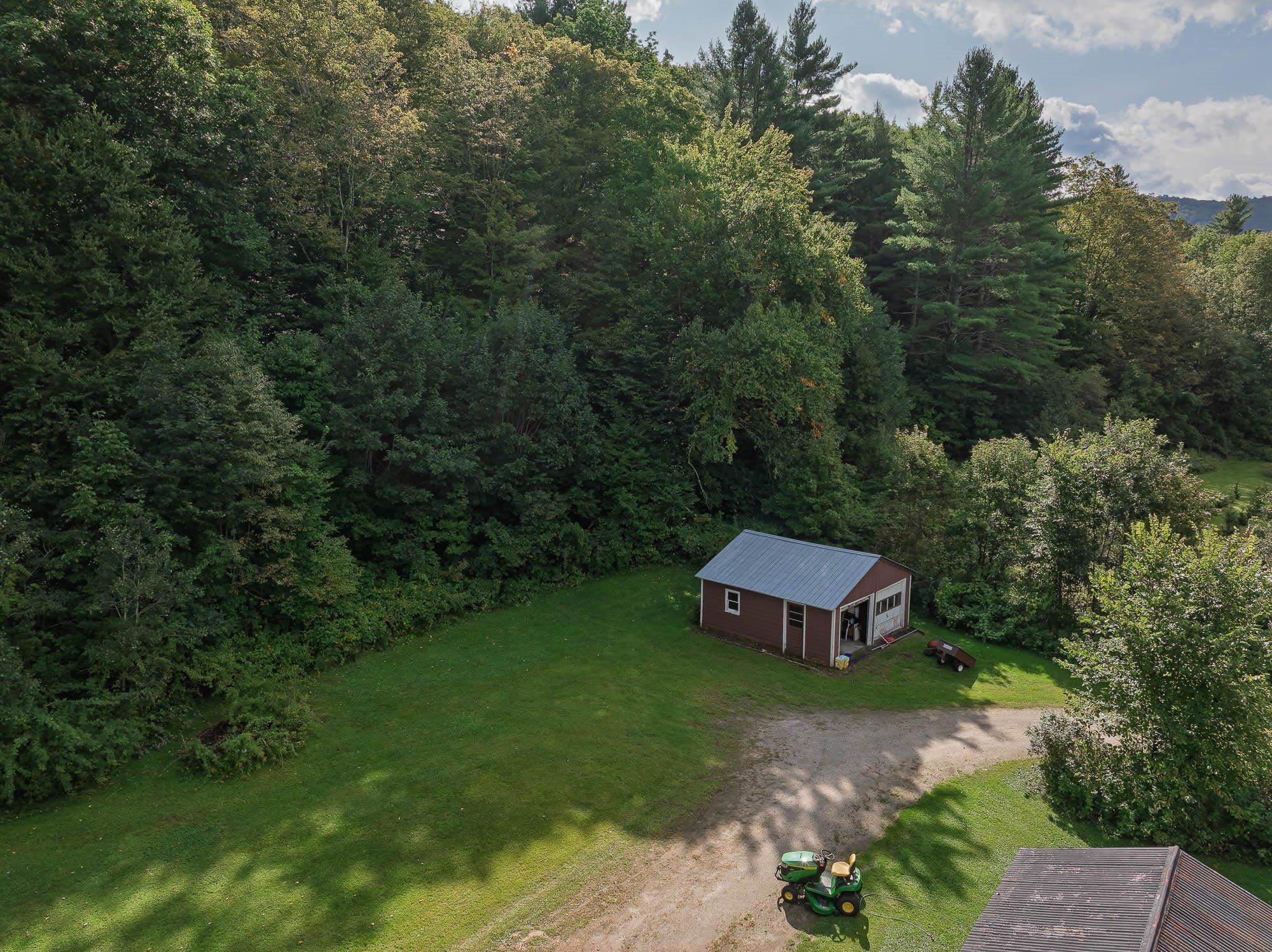 2114 Bridgewater Center Road Property Photo 2