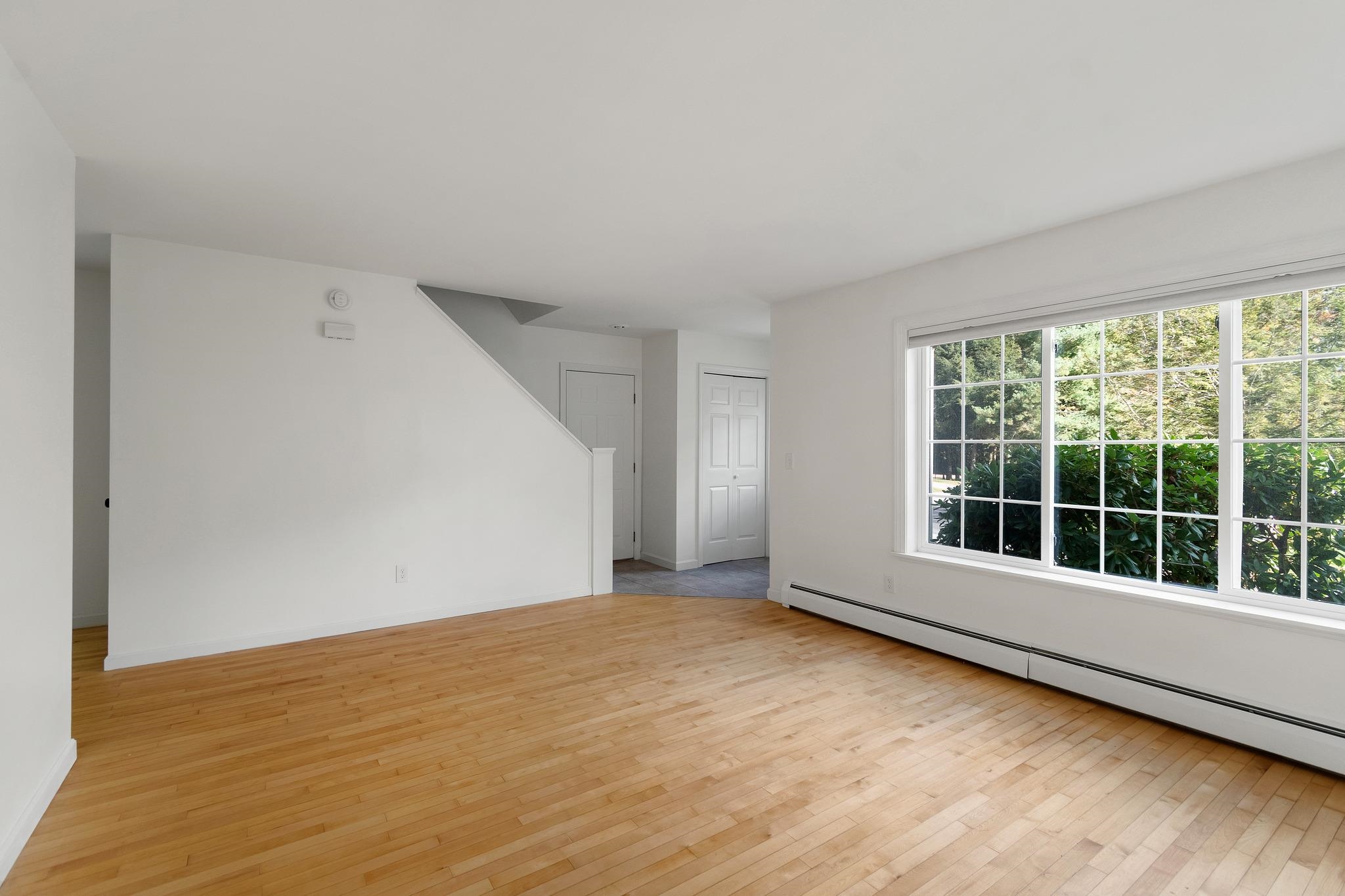 54 Starbird Road Property Photo 3
