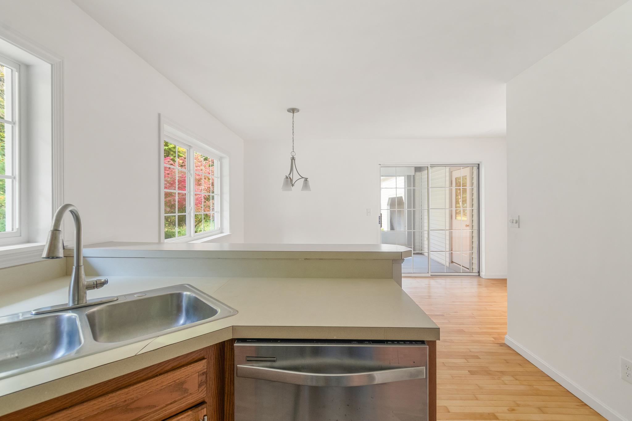 54 Starbird Road Property Photo 12