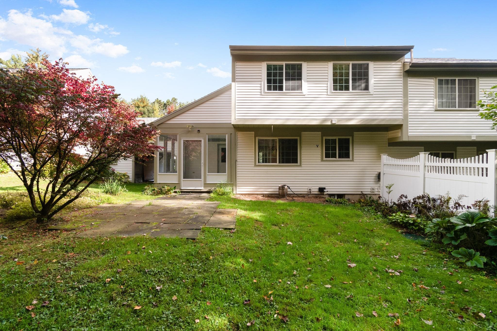 54 Starbird Road Property Photo 21