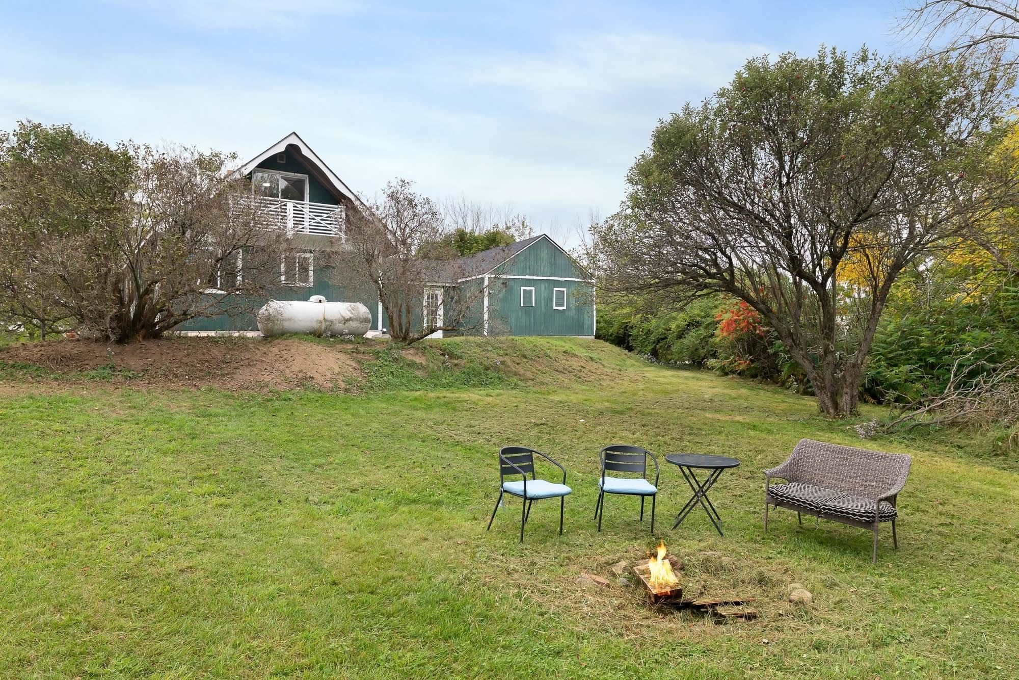112 Hog Island Road Property Photo 9
