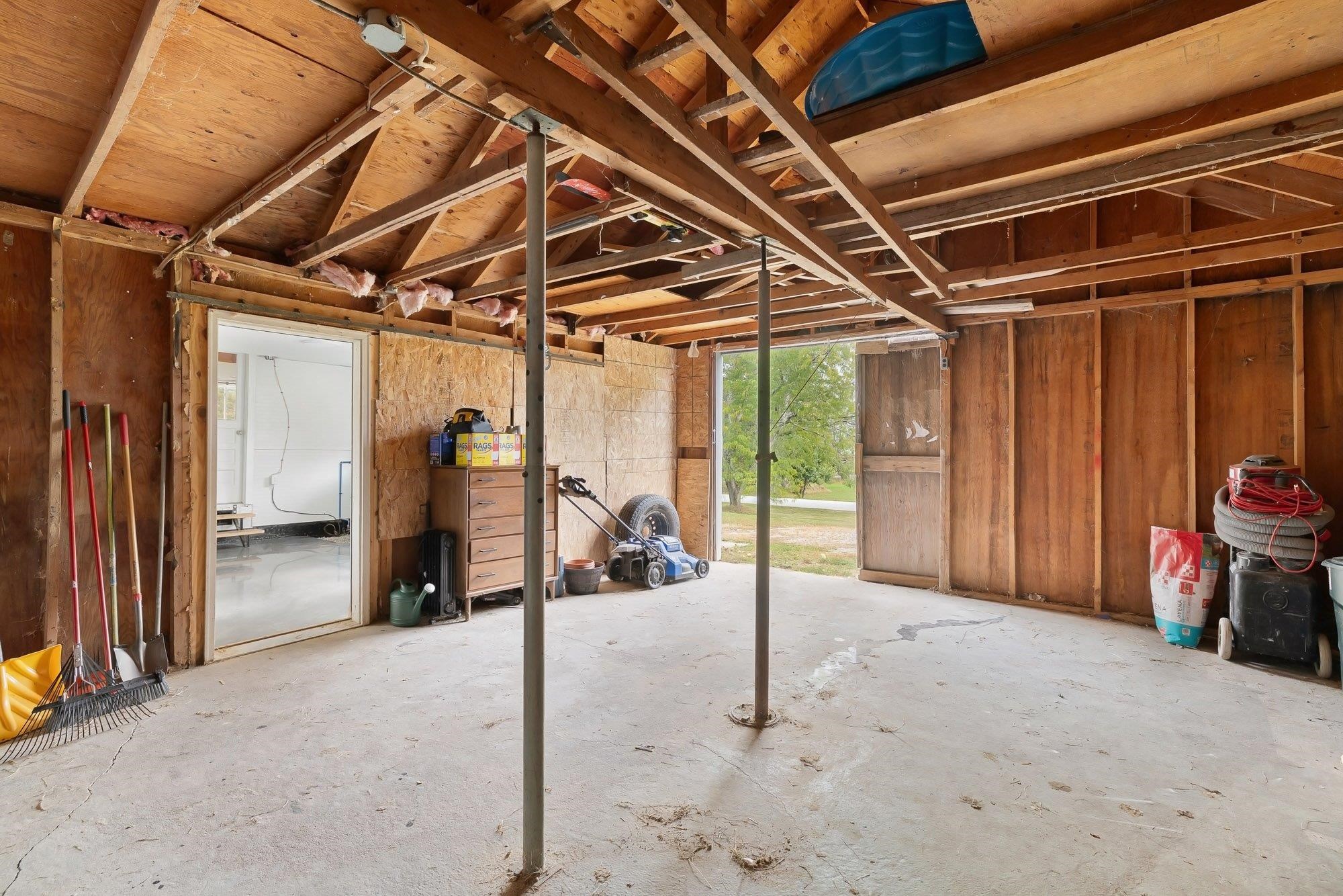 112 Hog Island Road Property Photo 32