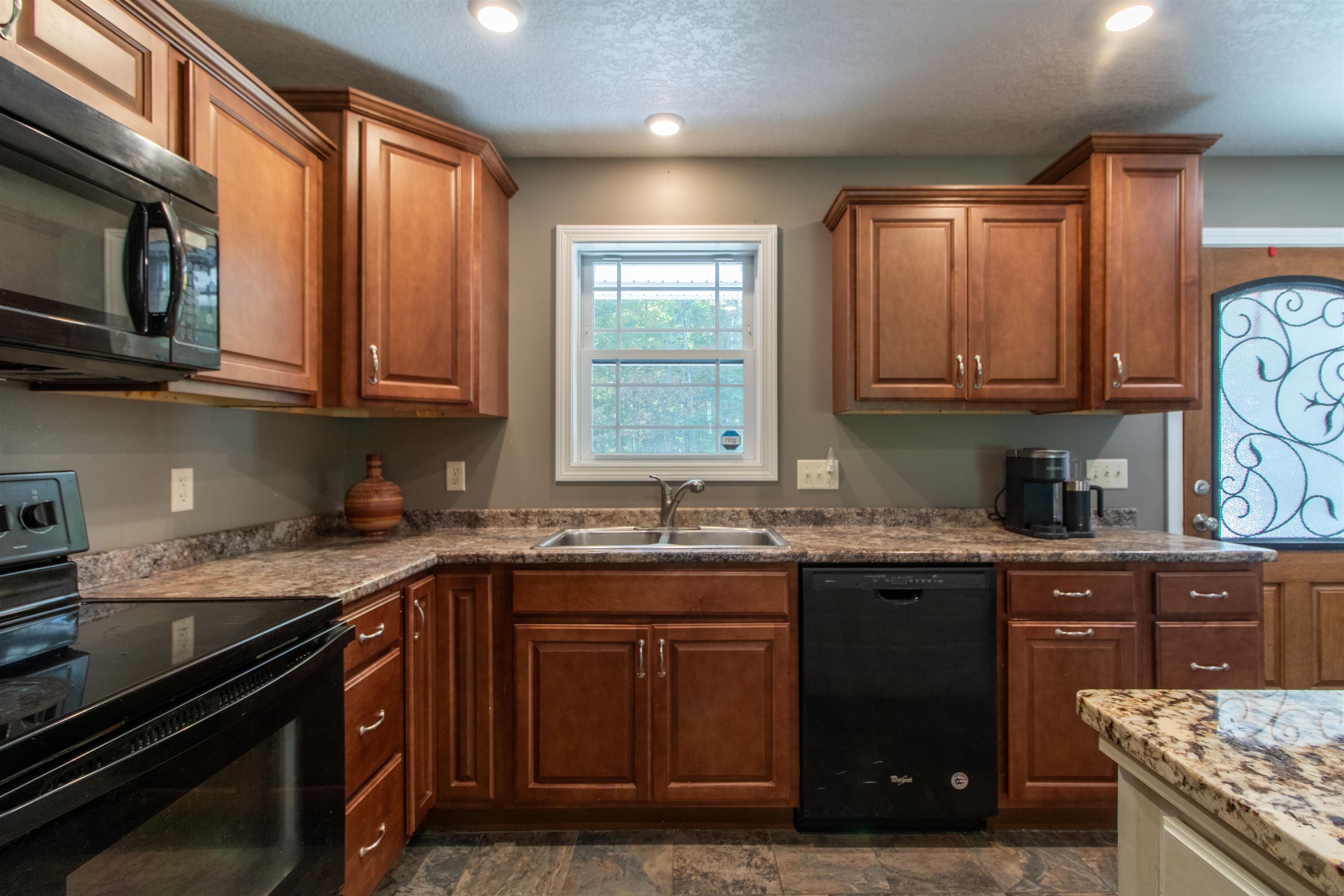 25 Derby Pond Road Property Photo 7