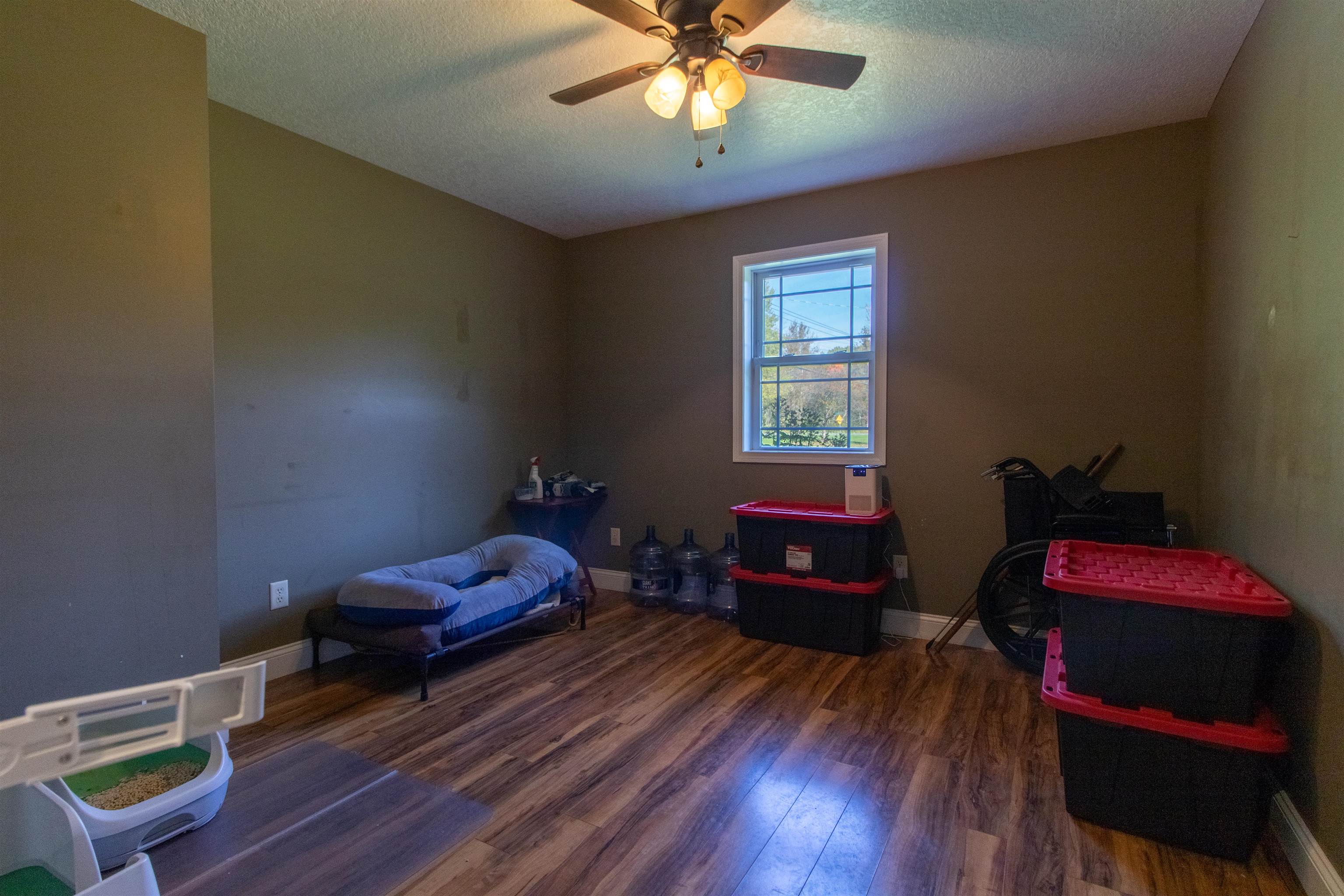 25 Derby Pond Road Property Photo 21