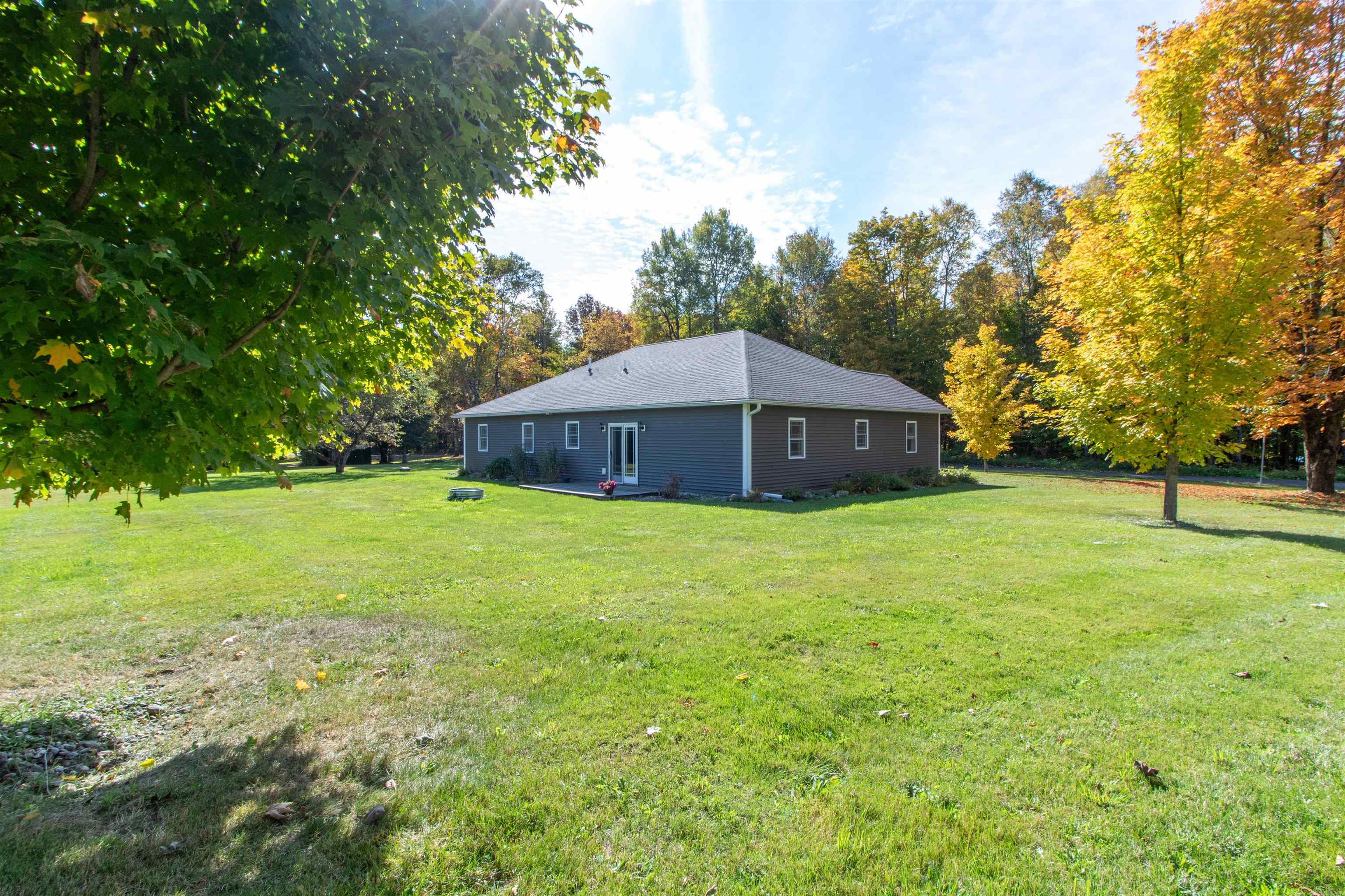 25 Derby Pond Road Property Photo 32