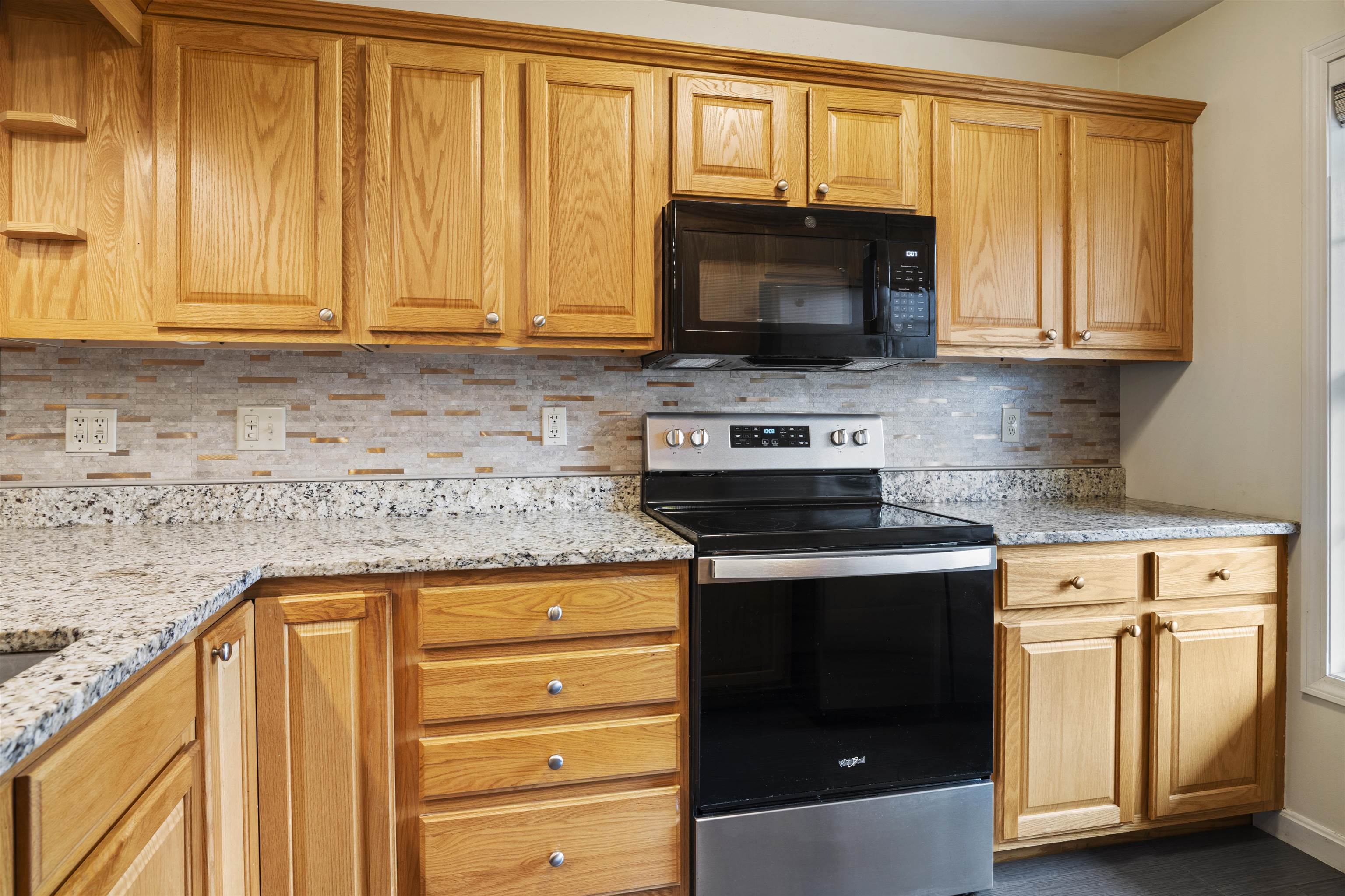 99 Hideaway Drive Property Photo 7